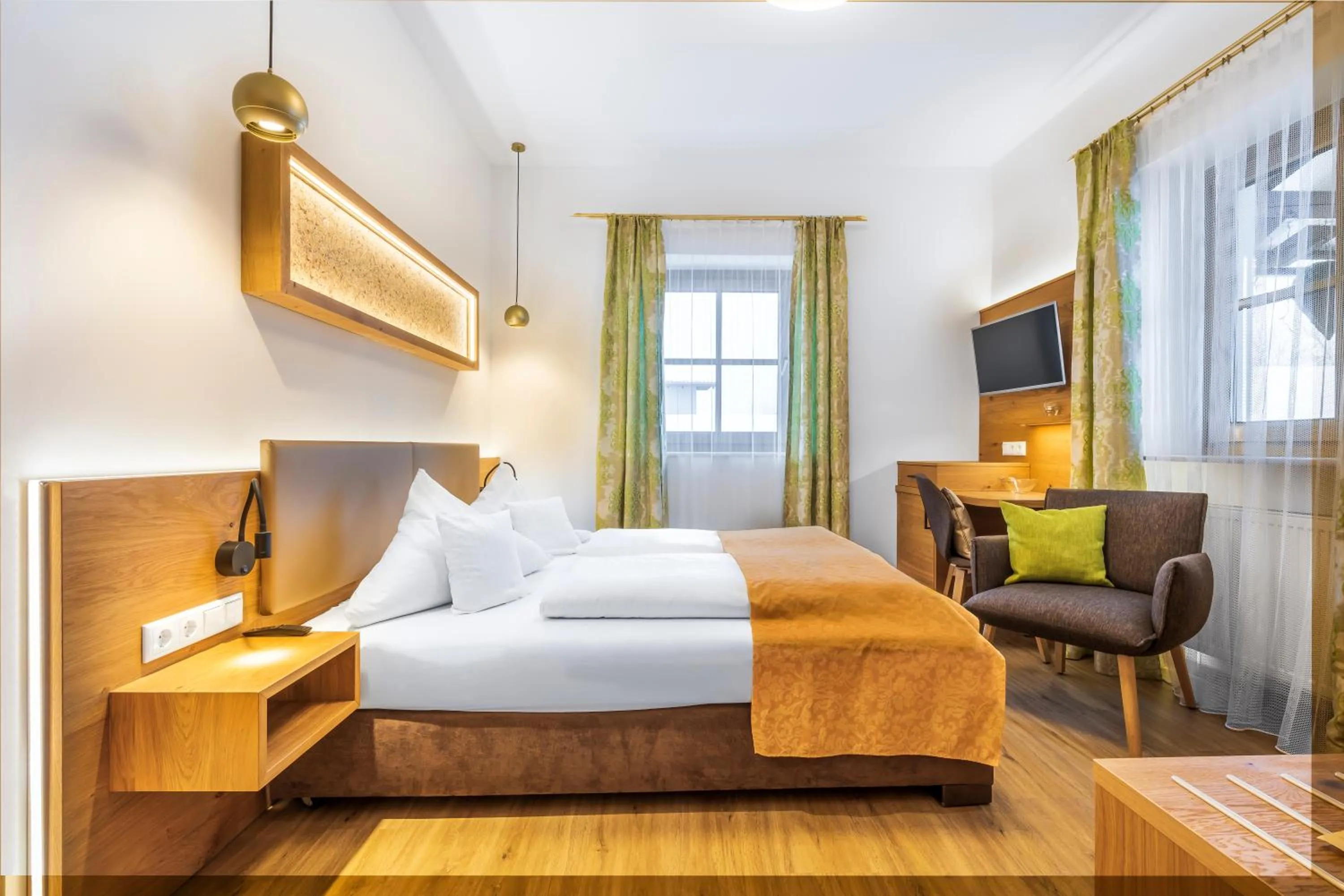 Photo of the whole room, Bed in Wander und Aktiv Hotel Rösslwirt