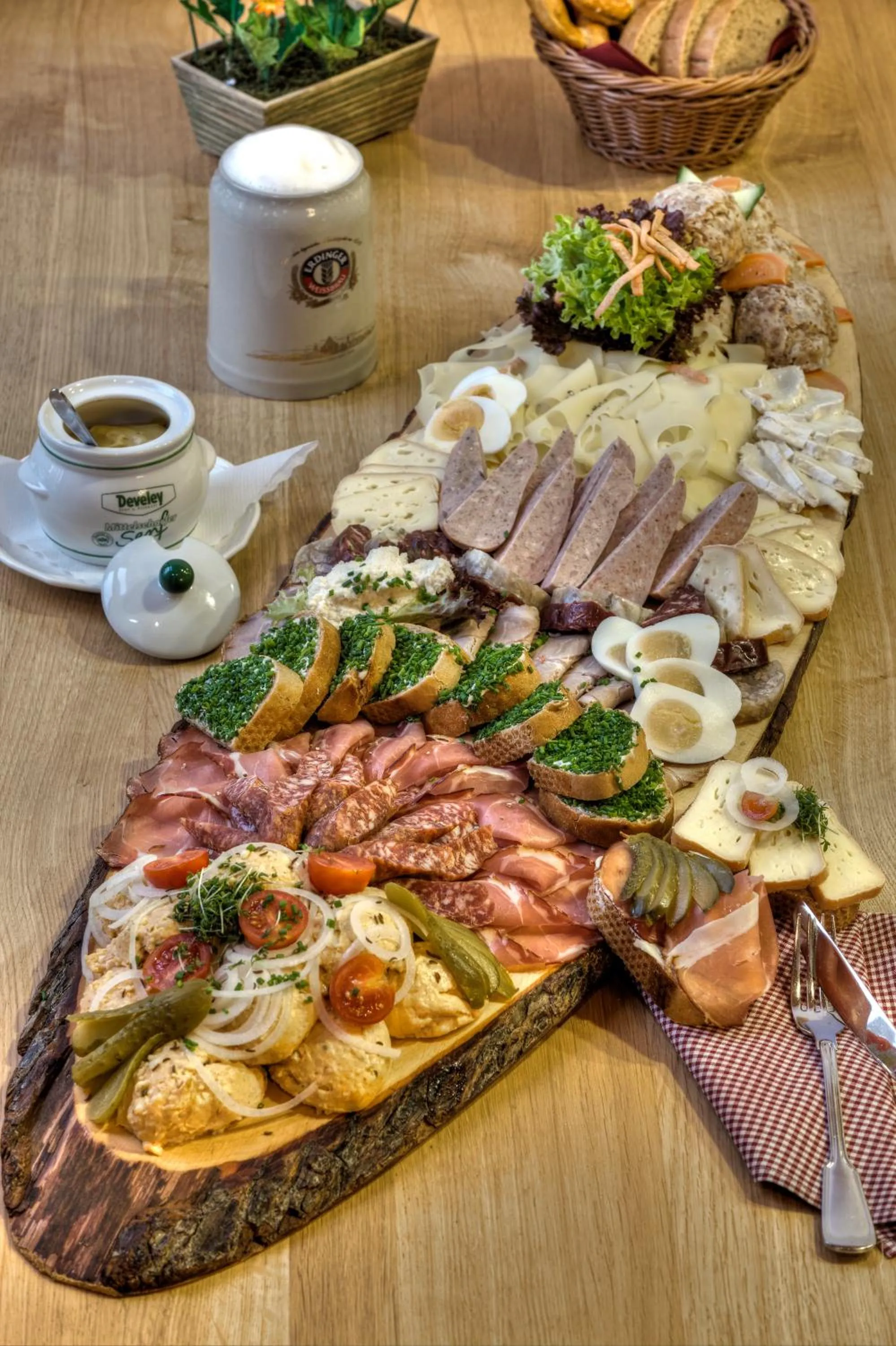 Food in Hotel zum ERDINGER Weißbräu