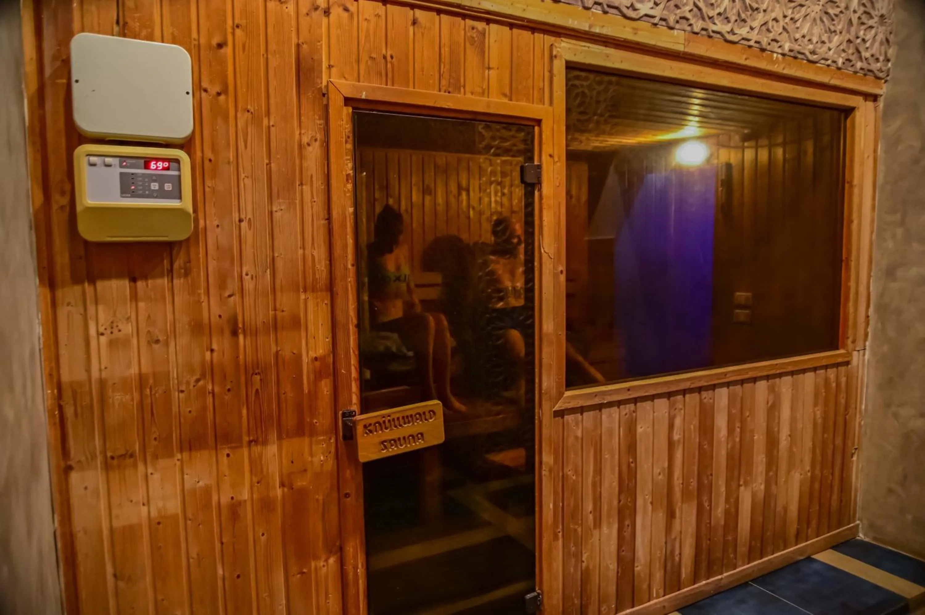 Sauna in New Eagles Aqua Park Resort