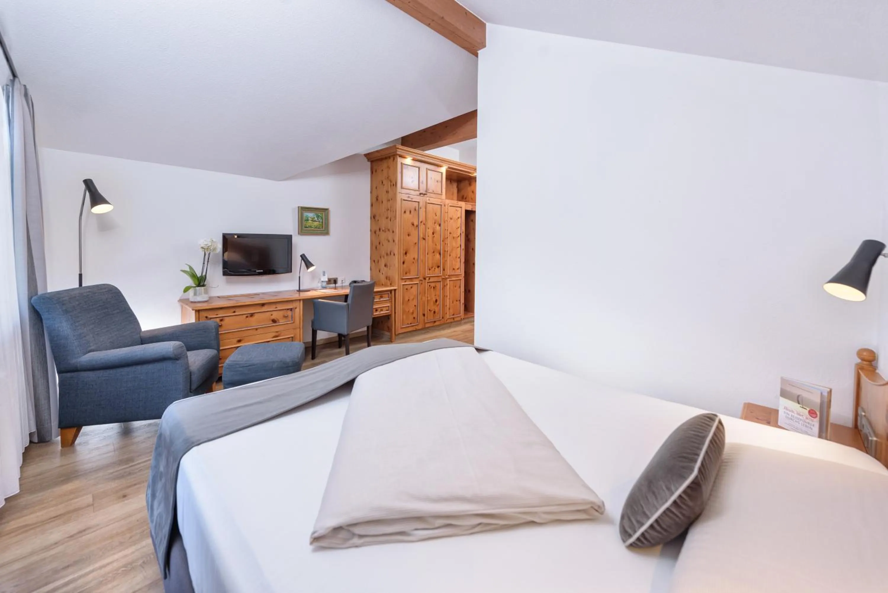 Photo of the whole room, Bed in Concordia Vitalhotel & SPA