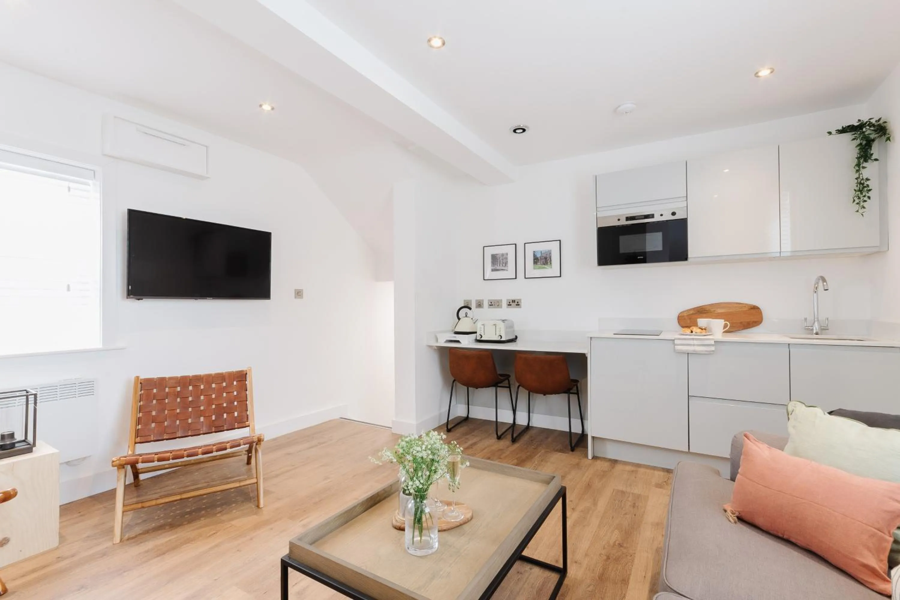 Kitchen or kitchenette in 14-16 Grosvenor Street Stylish Apartments - Chester