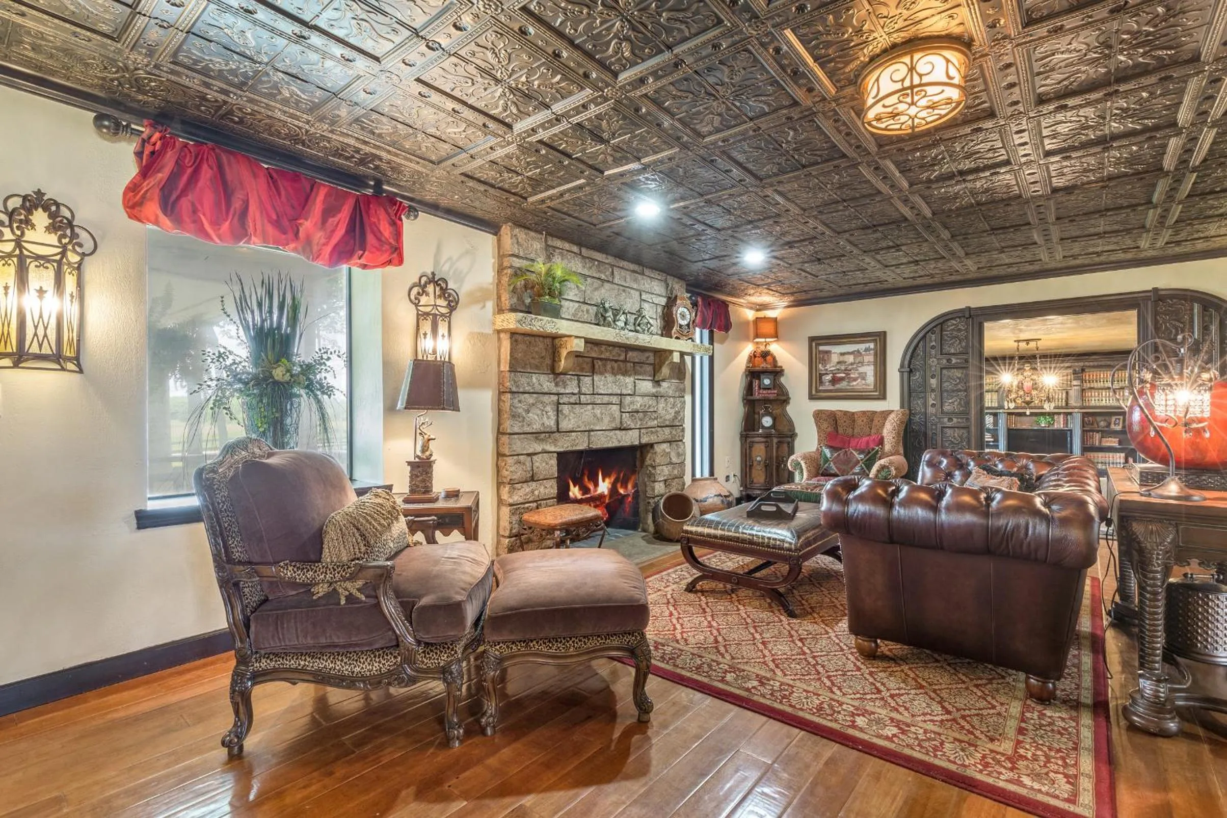 The Funky Monkey Inn