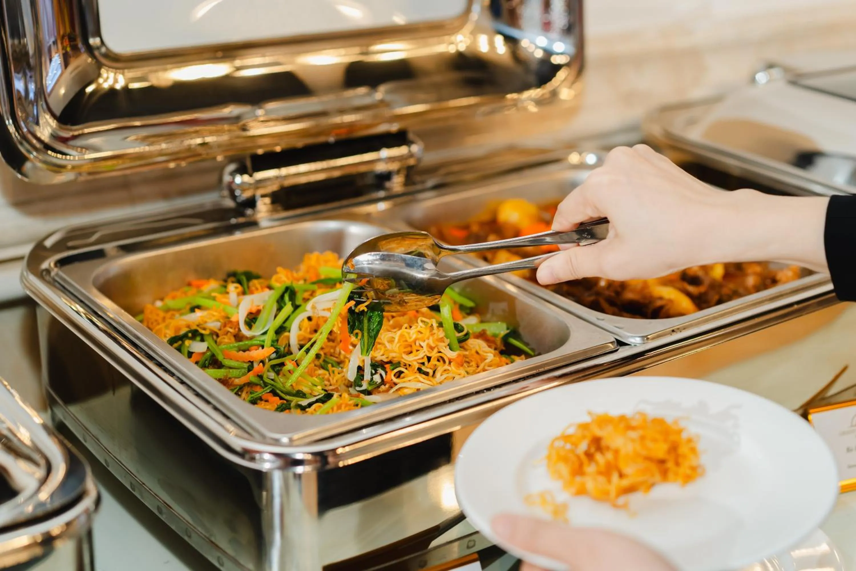 Breakfast in GRAND VIEW PALACE HA LONG HOTEL