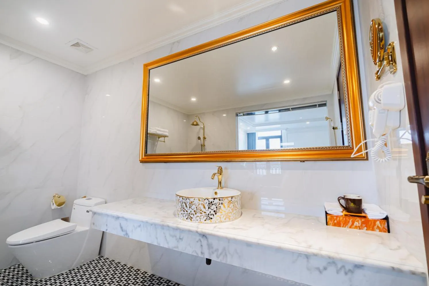 GRAND VIEW PALACE HA LONG HOTEL