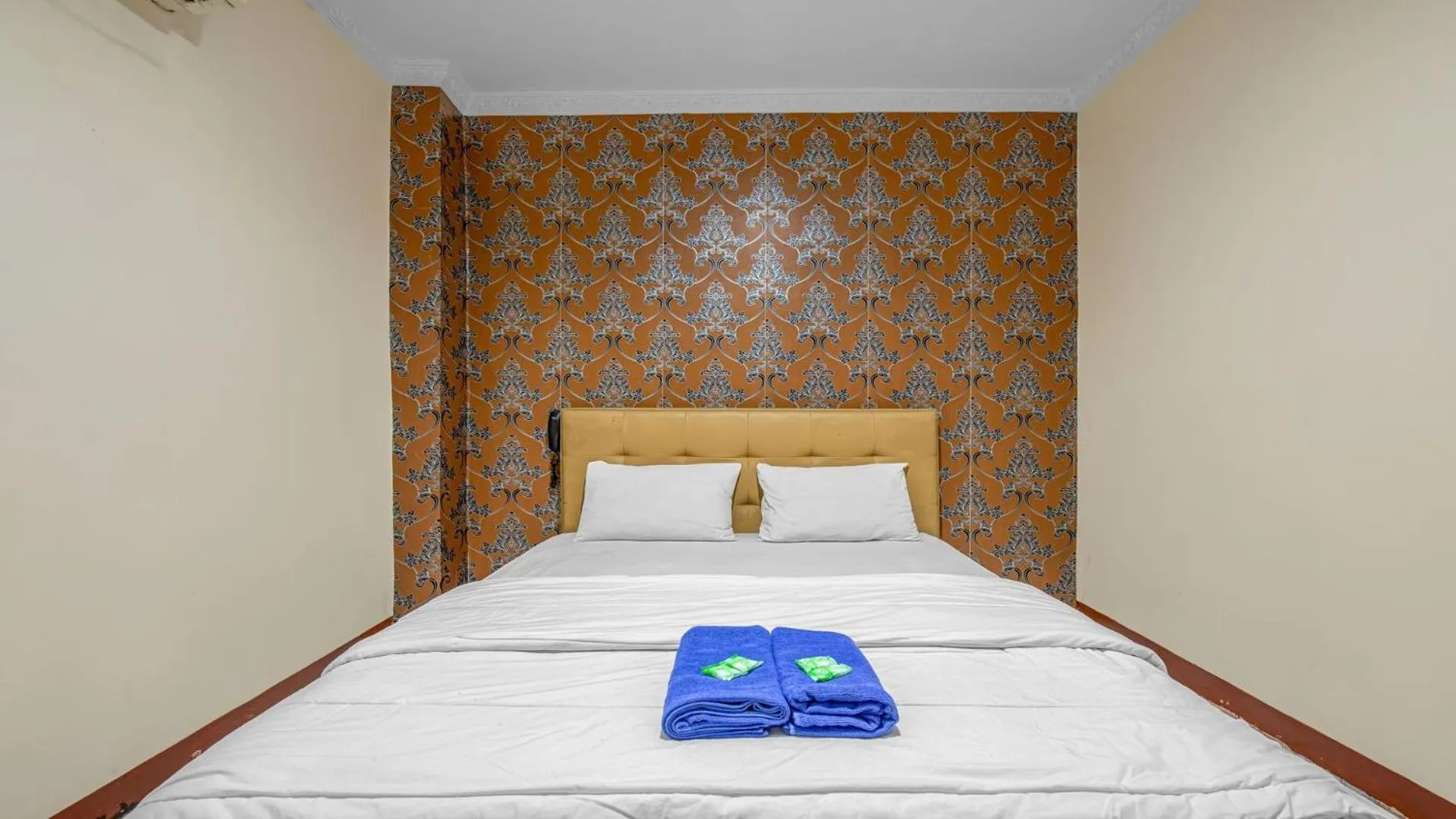 Bed in Hotel Cempaka Sari