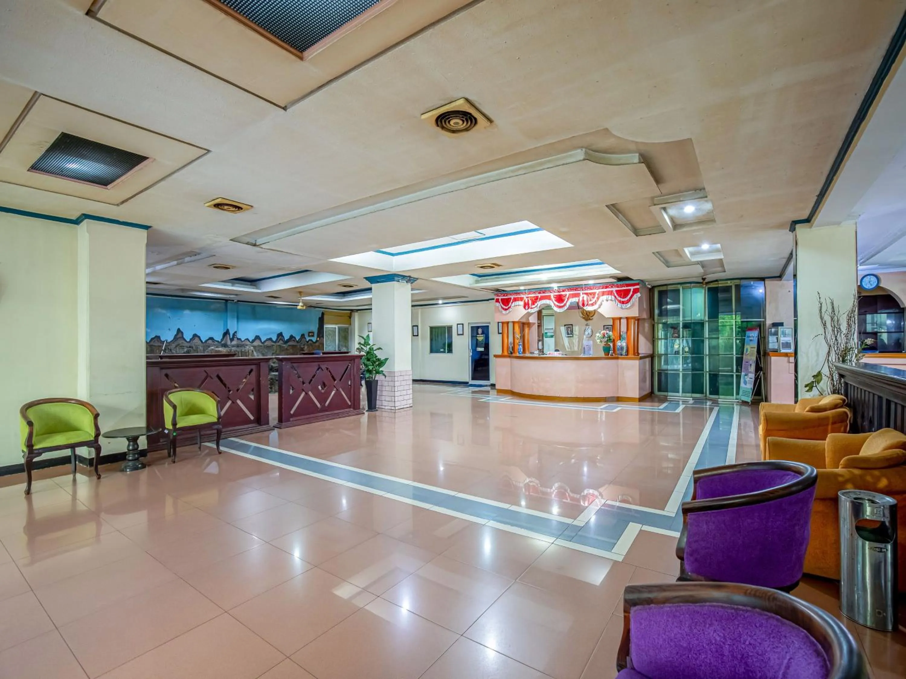 Lobby or reception in Hotel Cempaka Sari