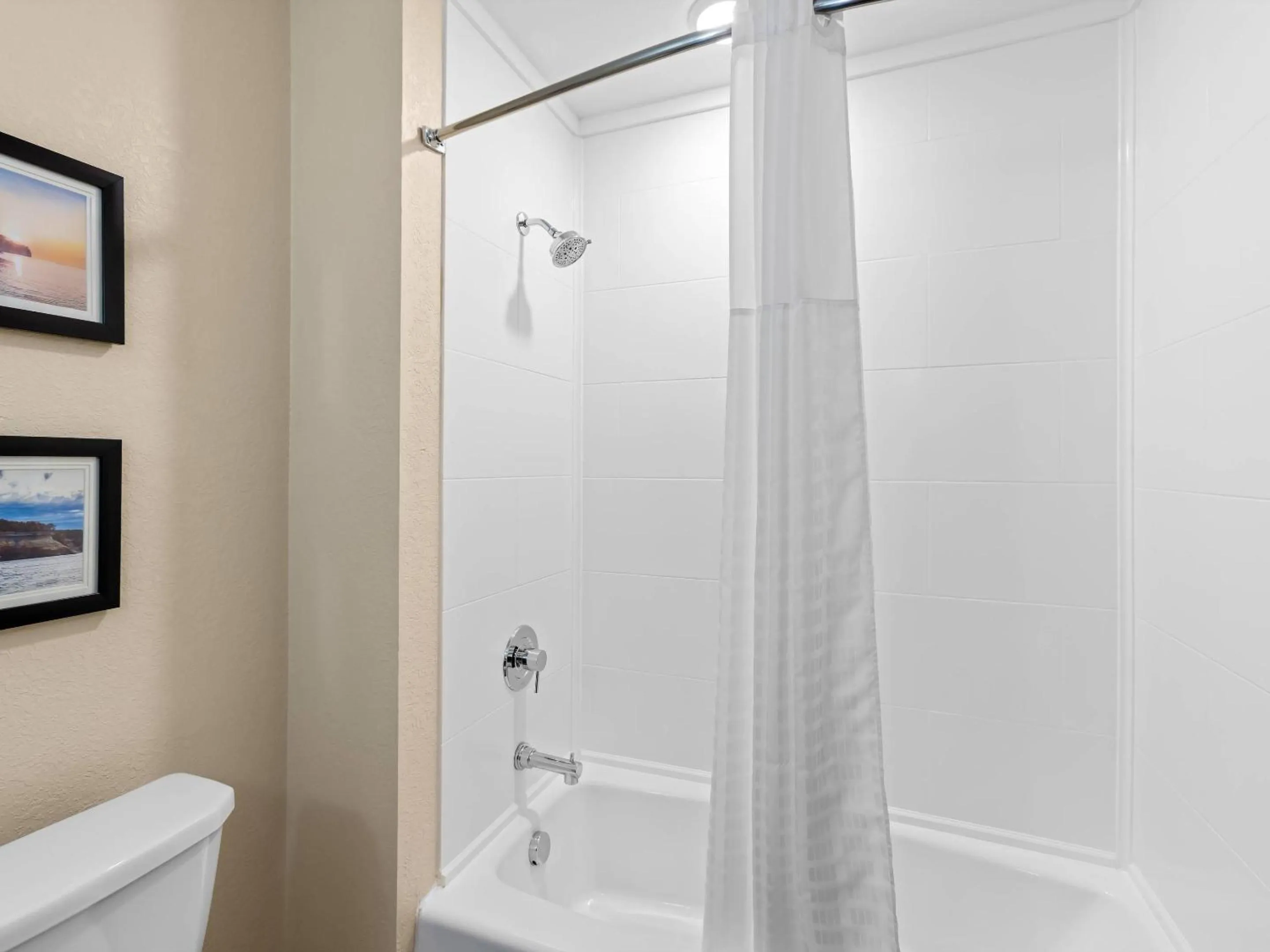 Bedroom in Comfort Inn & Suites Munising-Lakefront