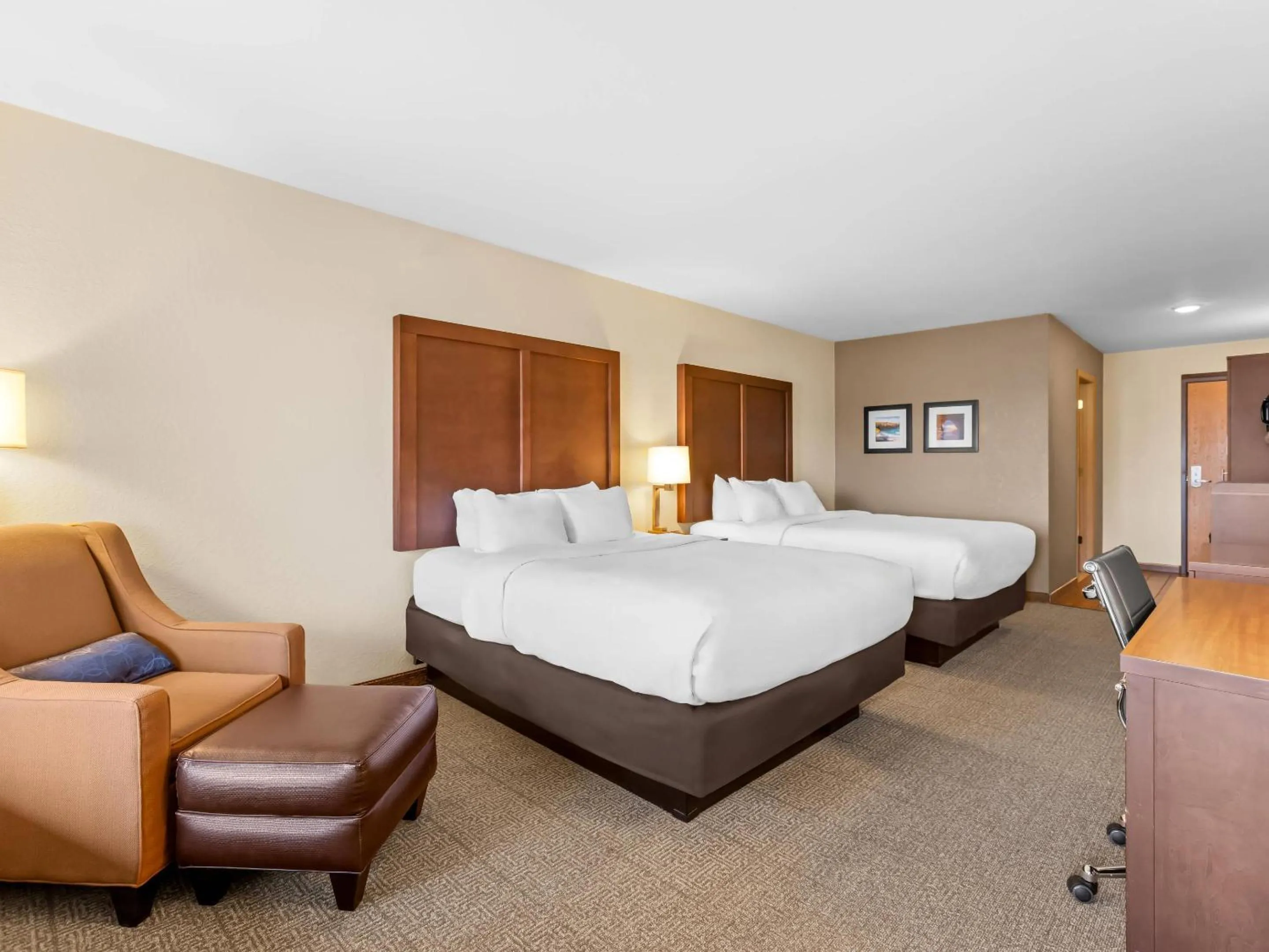 Bedroom, Bed in Comfort Inn & Suites Munising-Lakefront