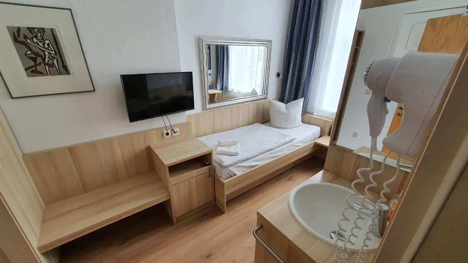 Single Room in Bornholmer Hof im Prenzlauer Berg Single Room in Bornholmer Hof im Prenzlauer Berg