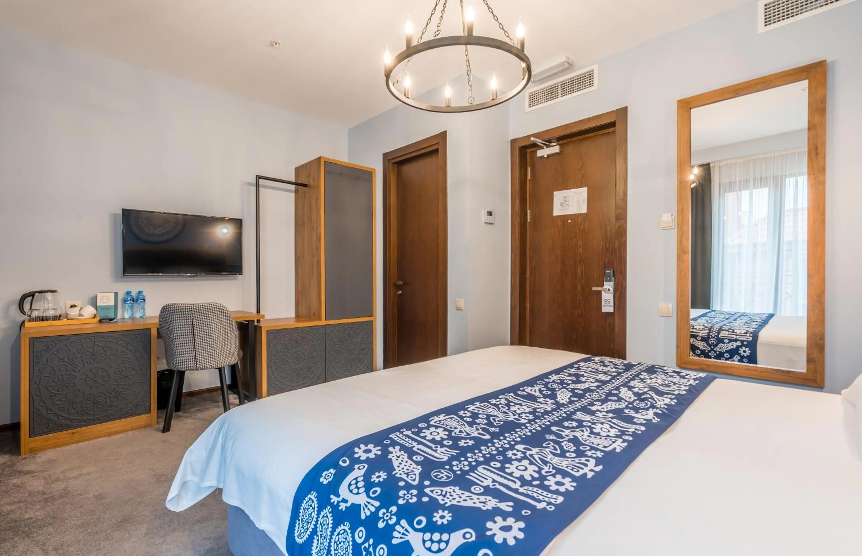 TV and multimedia in Matiane Boutique Hotel