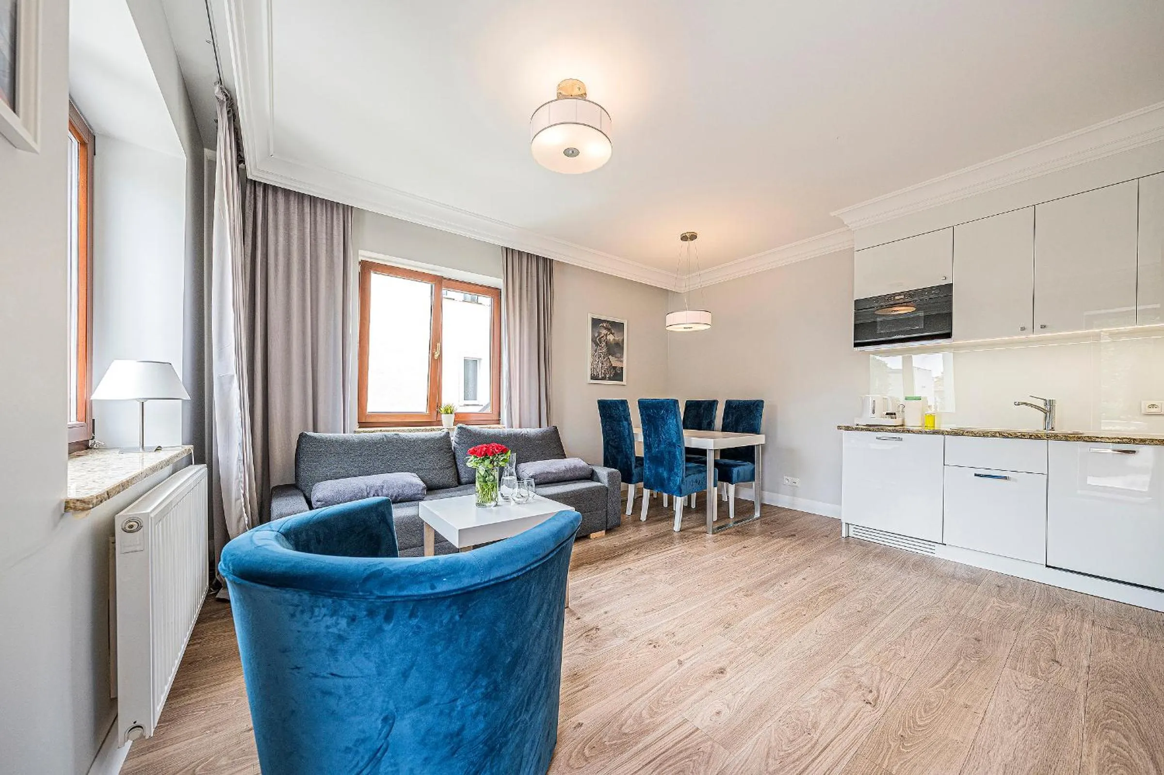 Kitchen or kitchenette in Apartamenty Martini