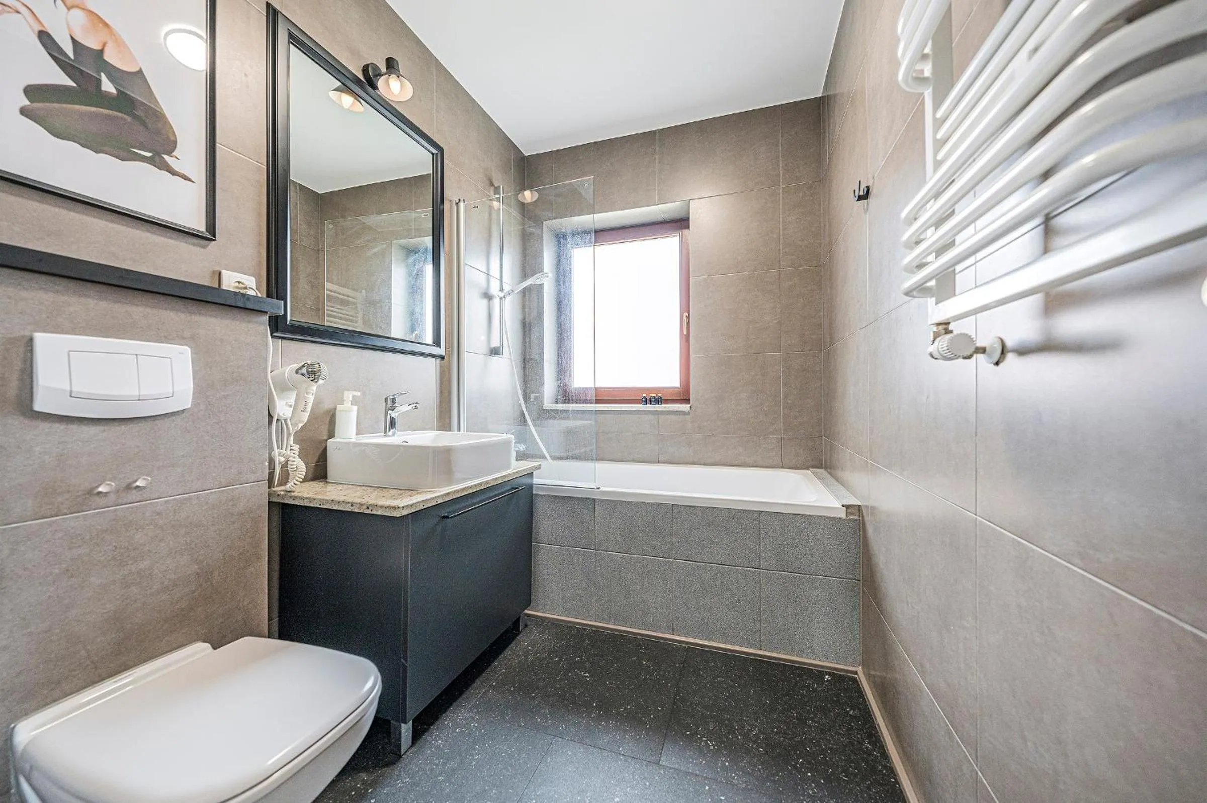 Shower in Apartamenty Martini