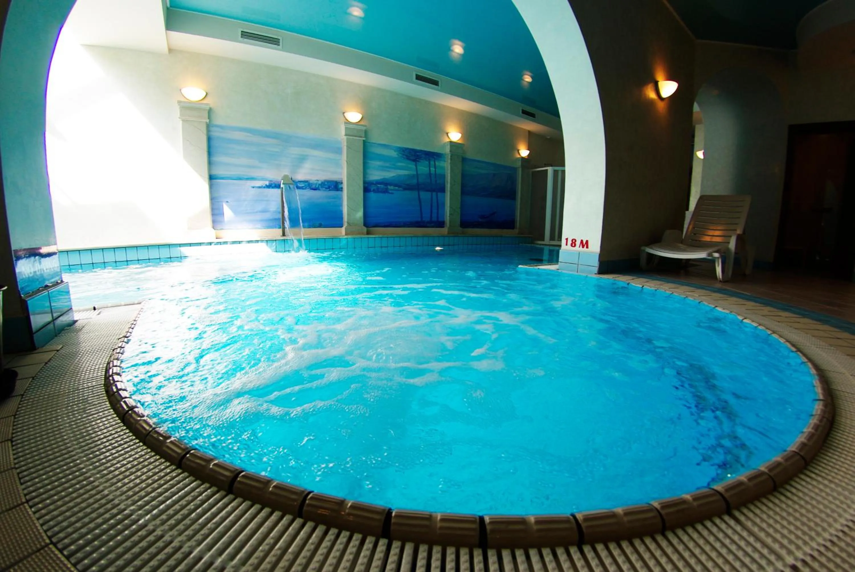 Swimming pool in Hotel Villa Marija