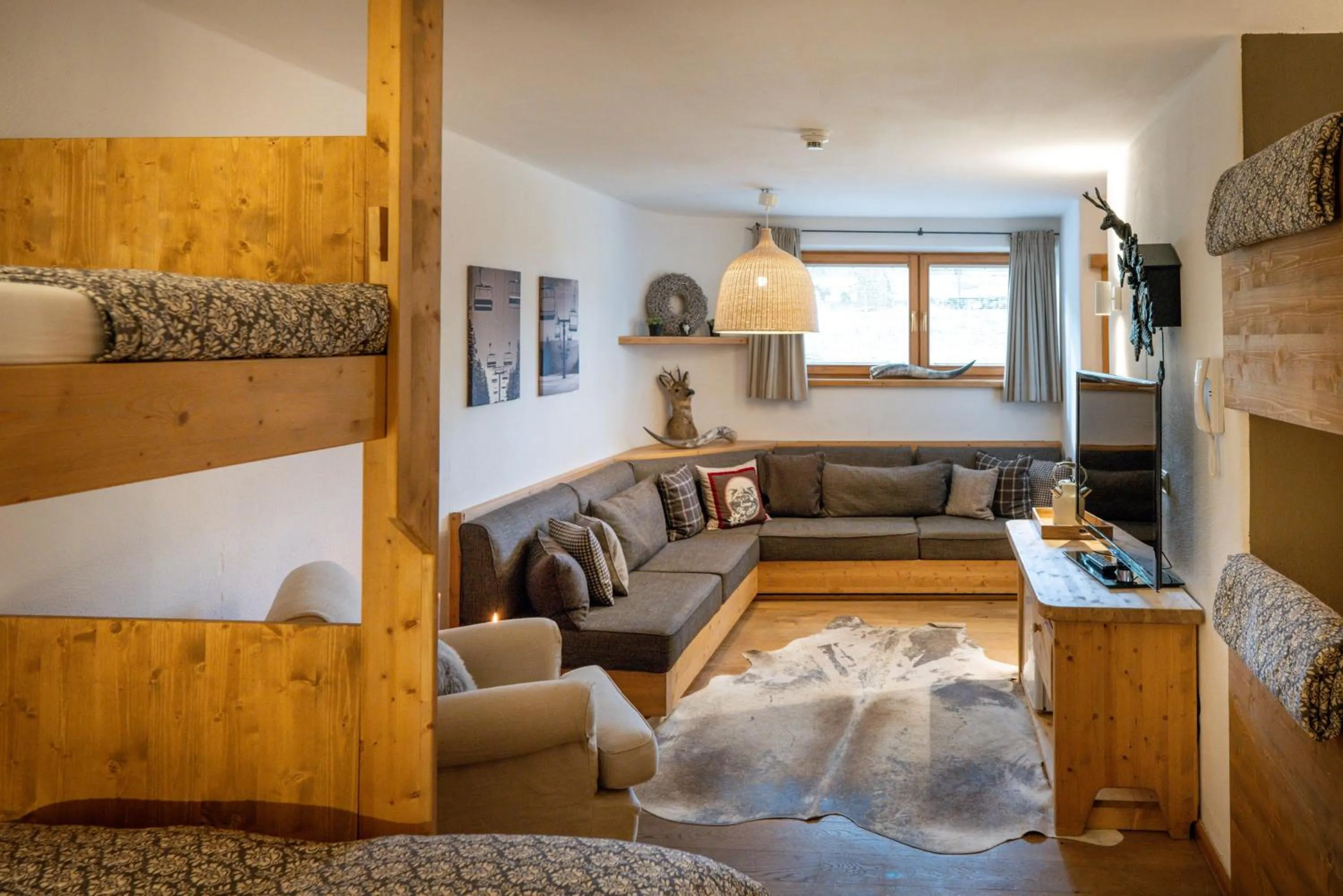 Photo of the whole room, Bed in Princess Bergfrieden