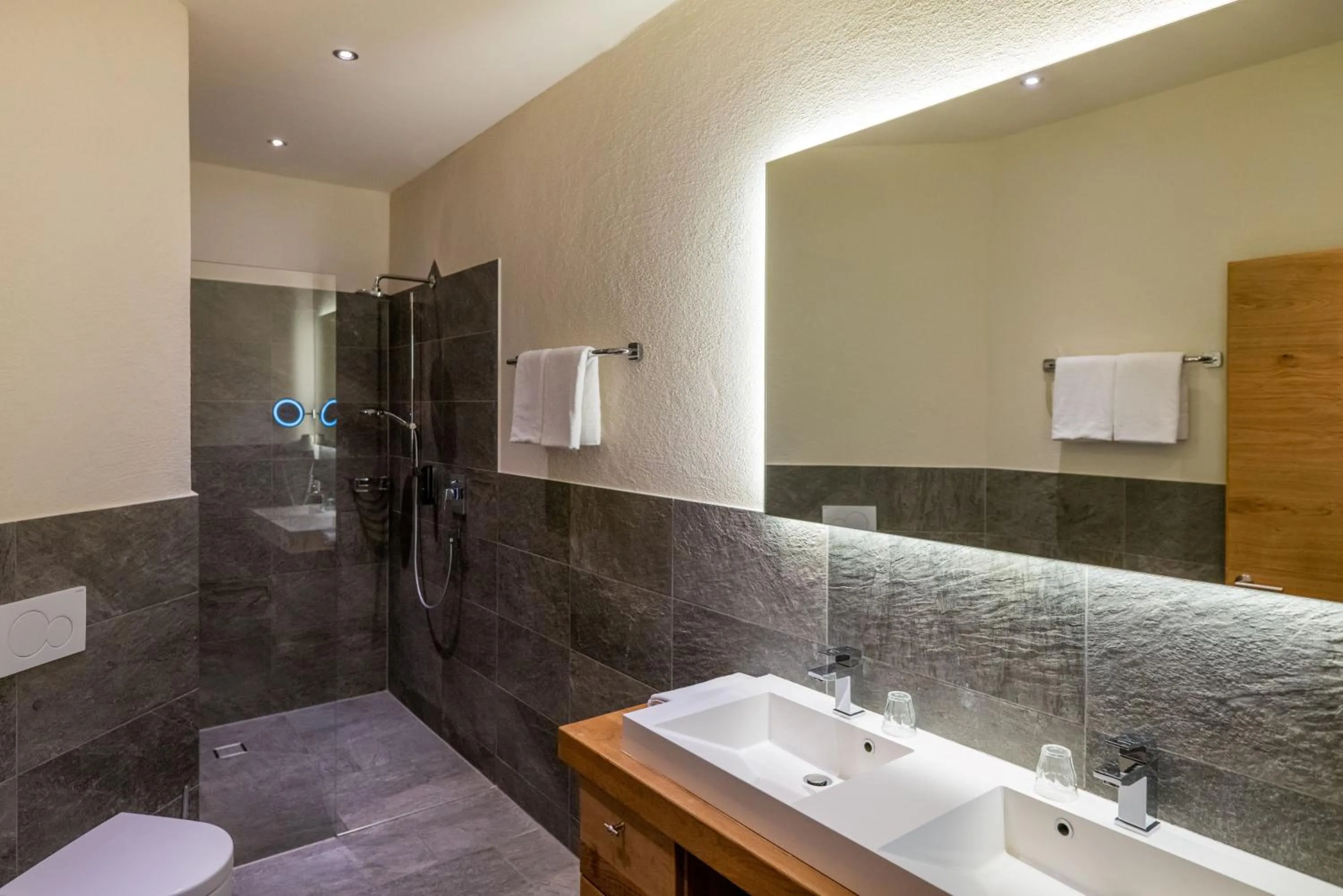 Bathroom in Princess Bergfrieden