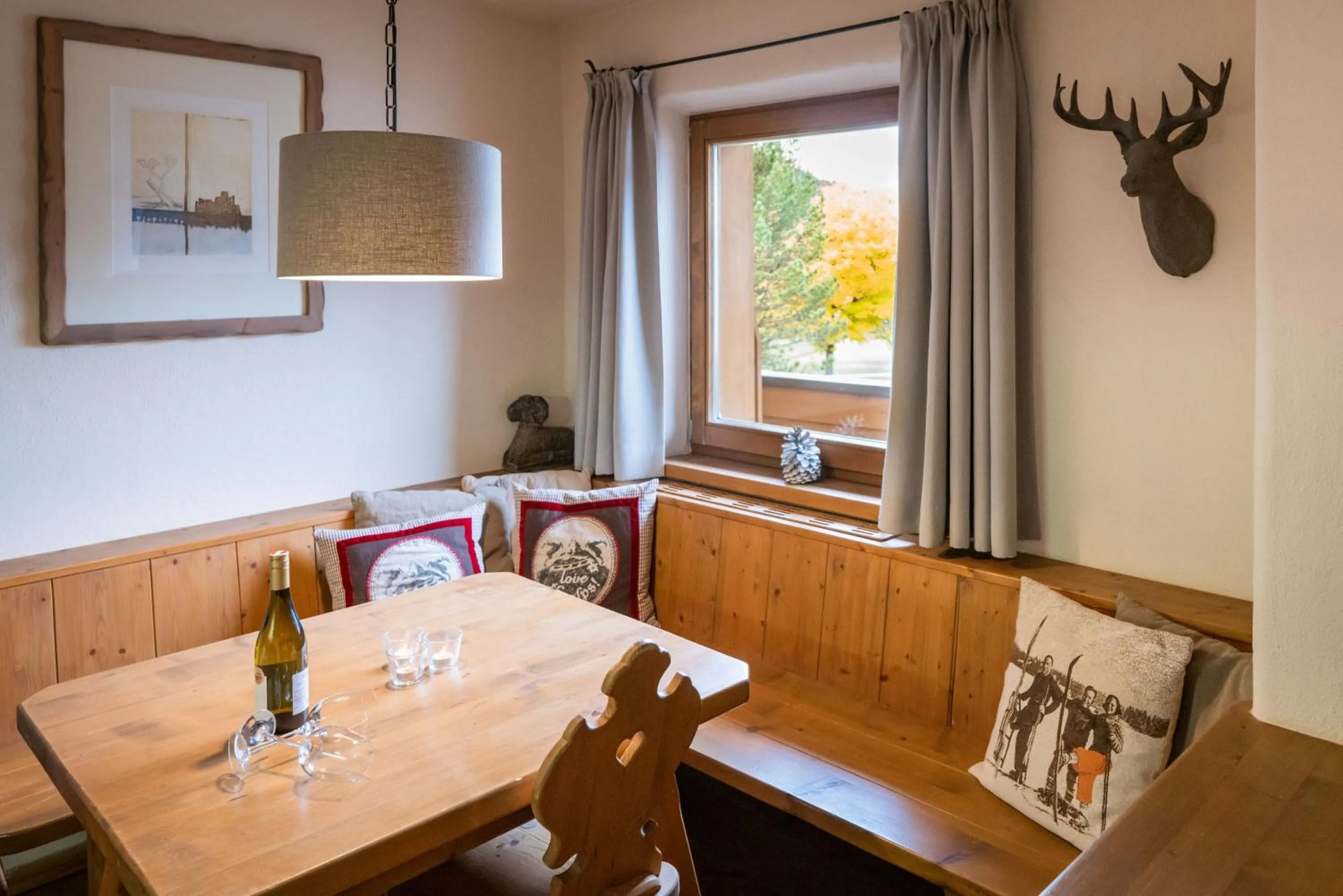 Photo of the whole room in Princess Bergfrieden