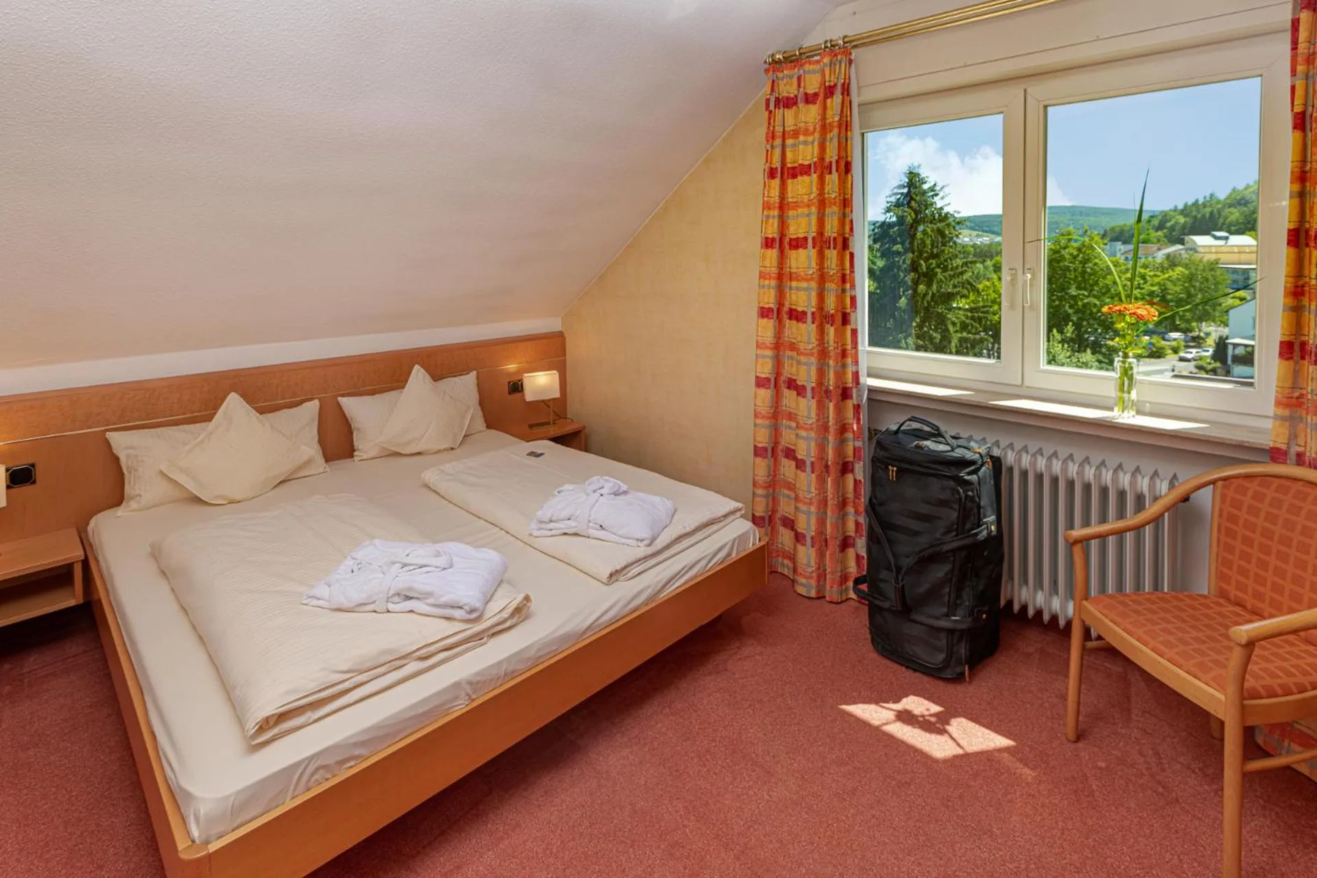 Photo of the whole room, Bed in KIShotel am Kurpark