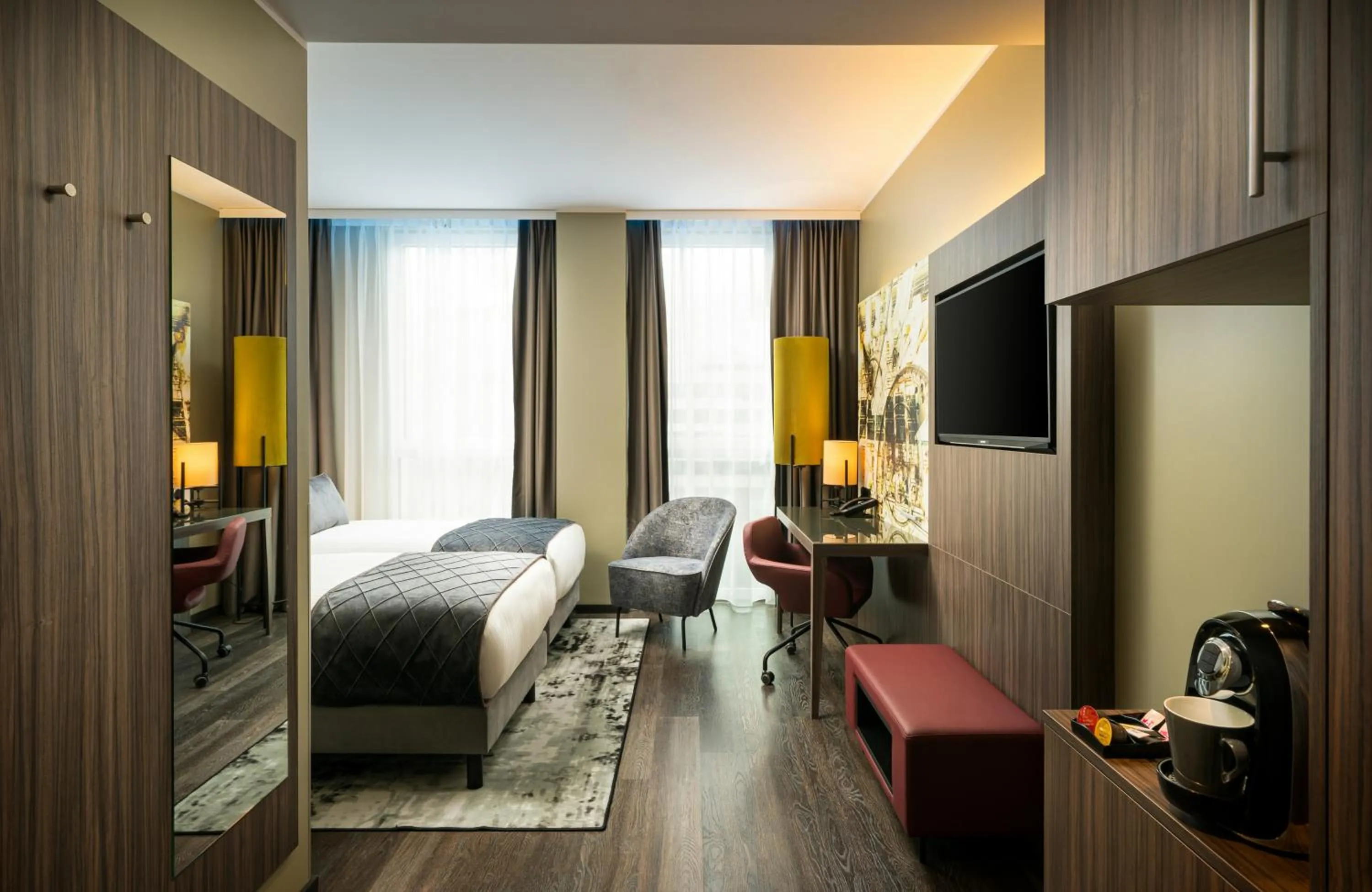 Photo of the whole room, Bed in Leonardo Hotel Eschborn Frankfurt