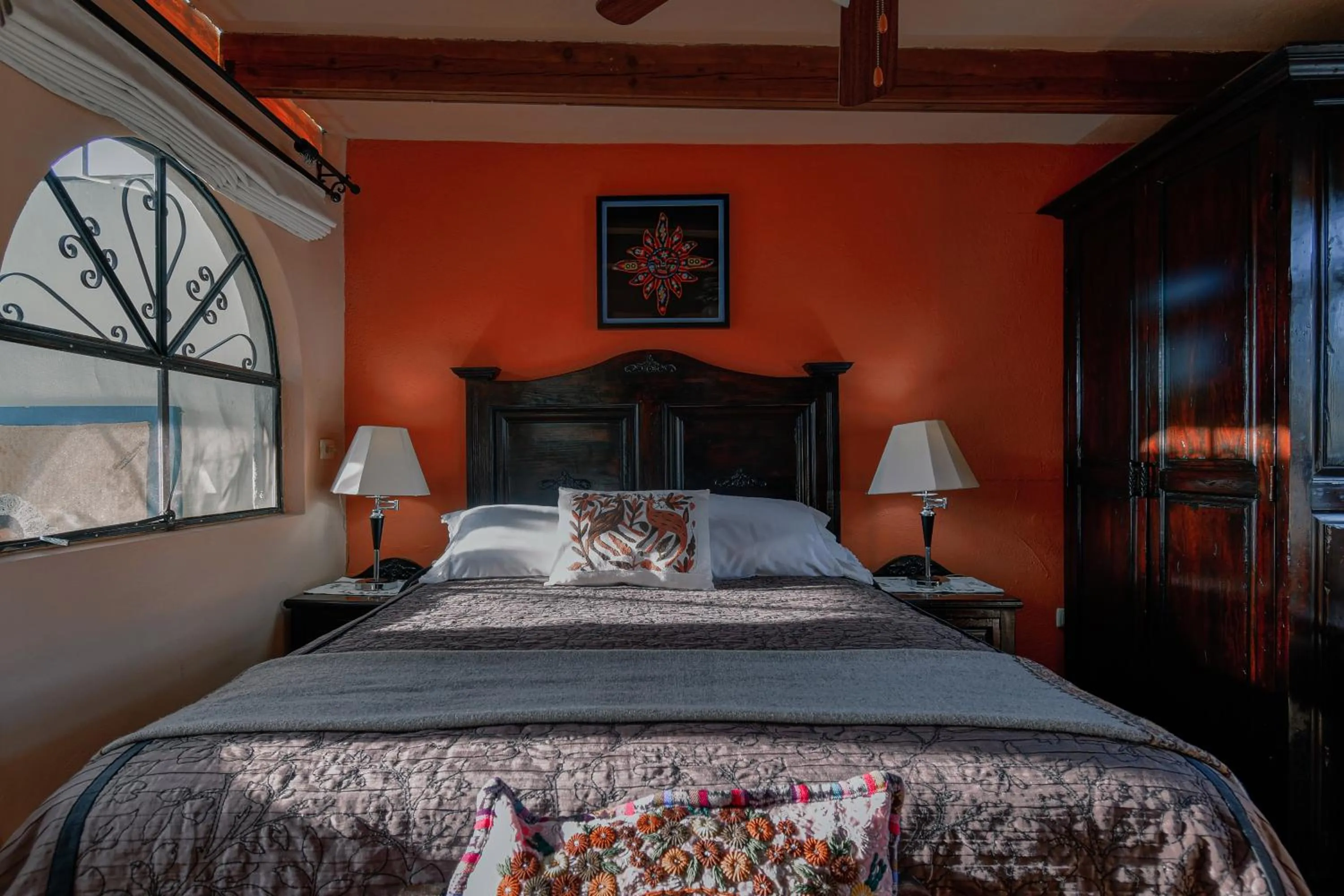 Photo of the whole room, Bed in Casa Maricela B&B