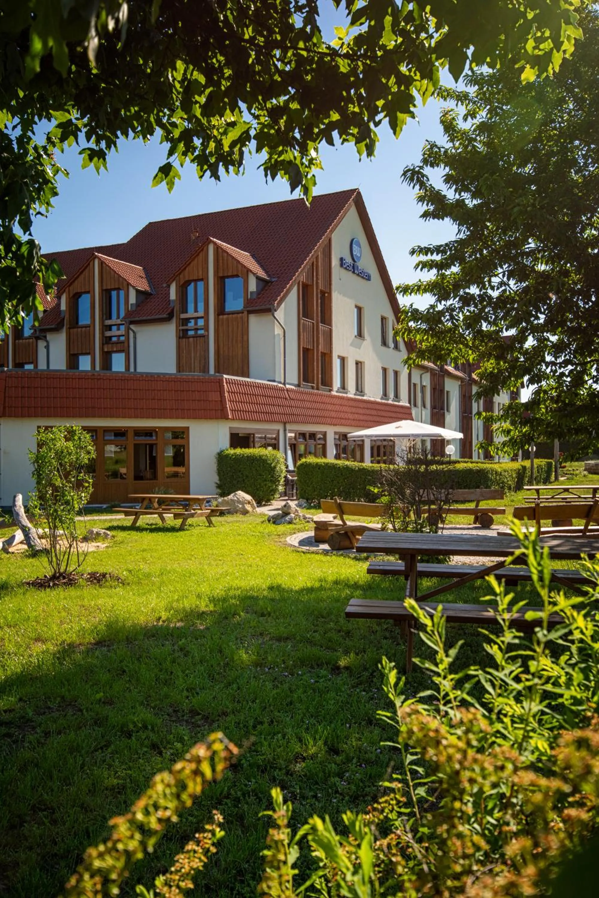 Property building in Best Western Erfurt-Apfelstädt