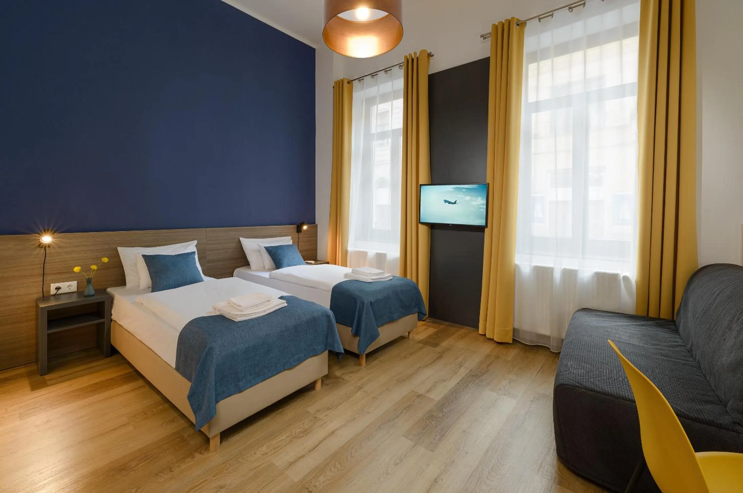 TV and multimedia, Bed in RES City Residence Hotel Budapest
