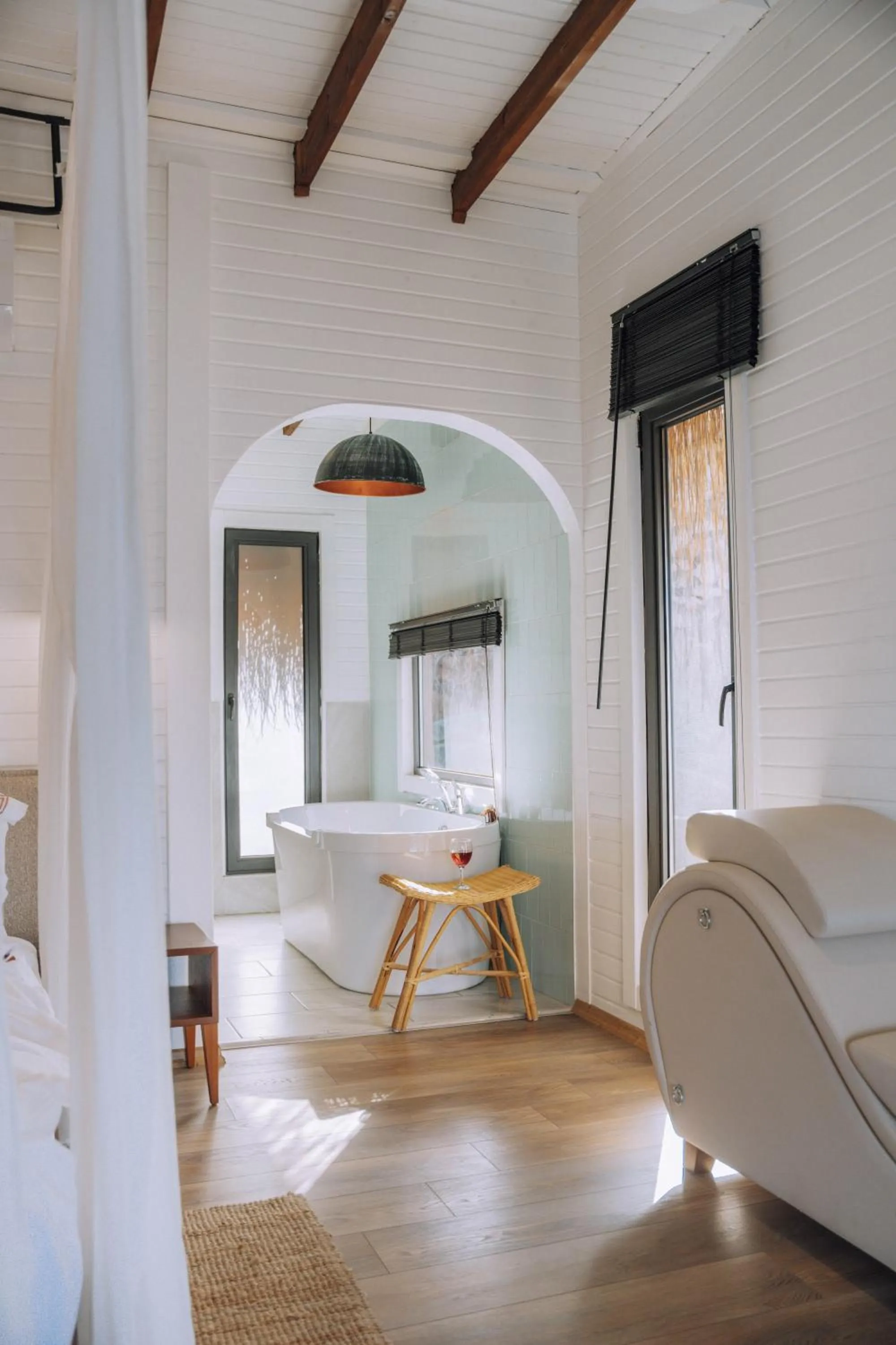 Lov Faralya Adults Only