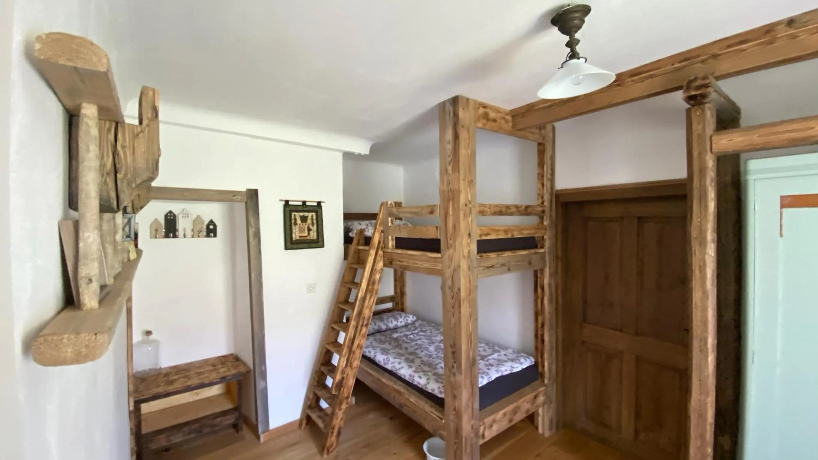 bunk bed, Bed in Dörrmühle