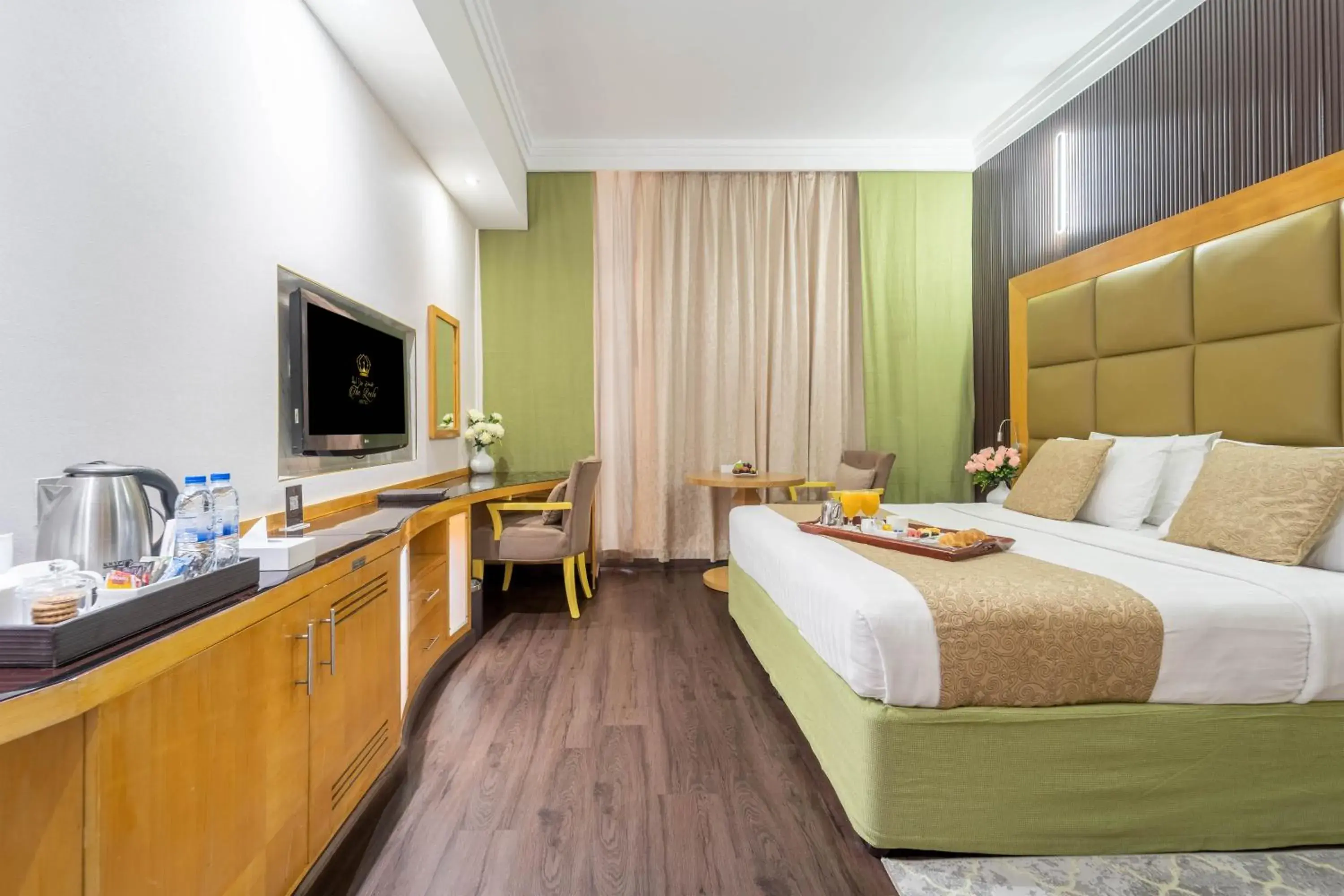 Deluxe King Room in The Leela Hotel Deluxe King Room in The Leela Hotel