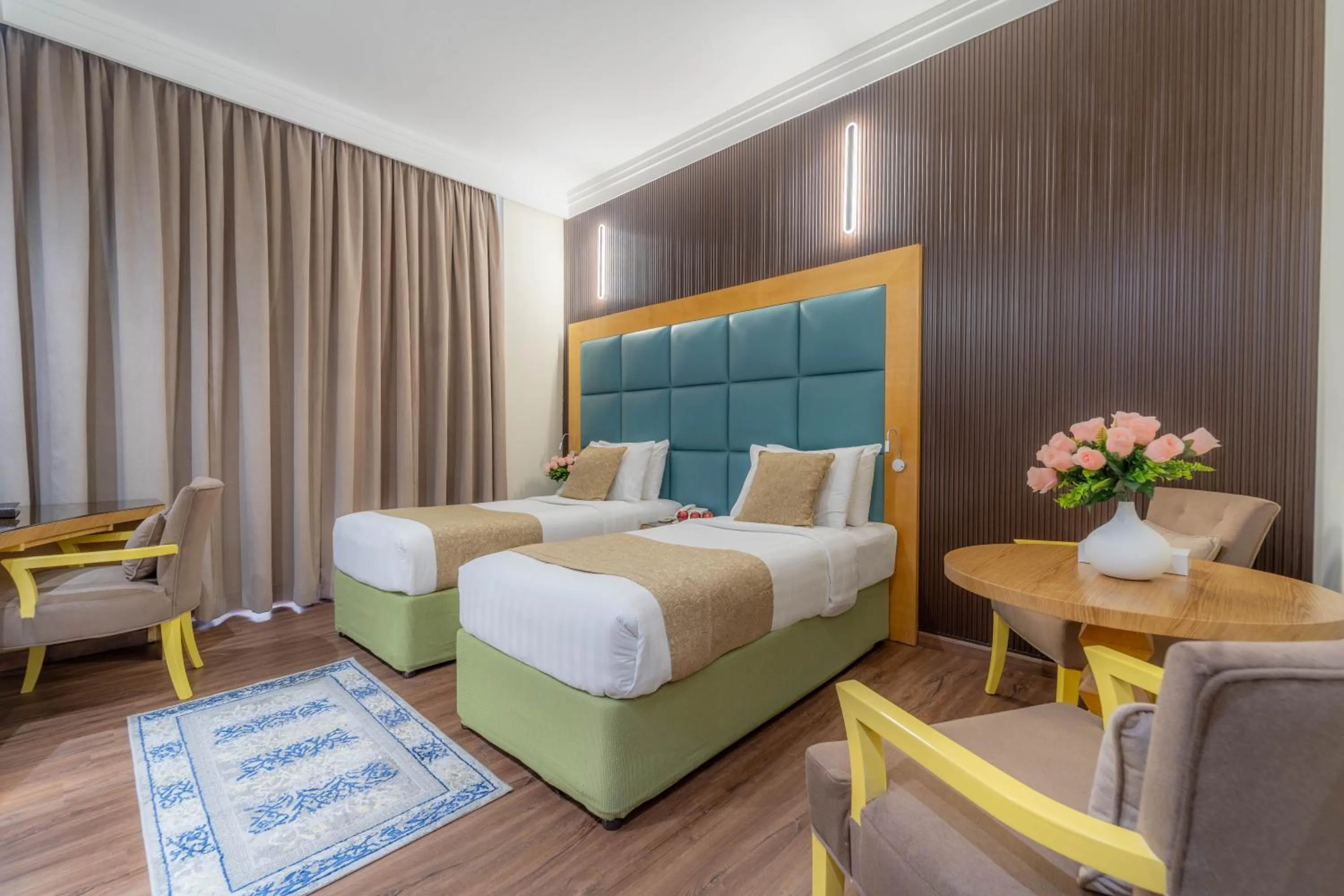 Bed in The Leela Hotel