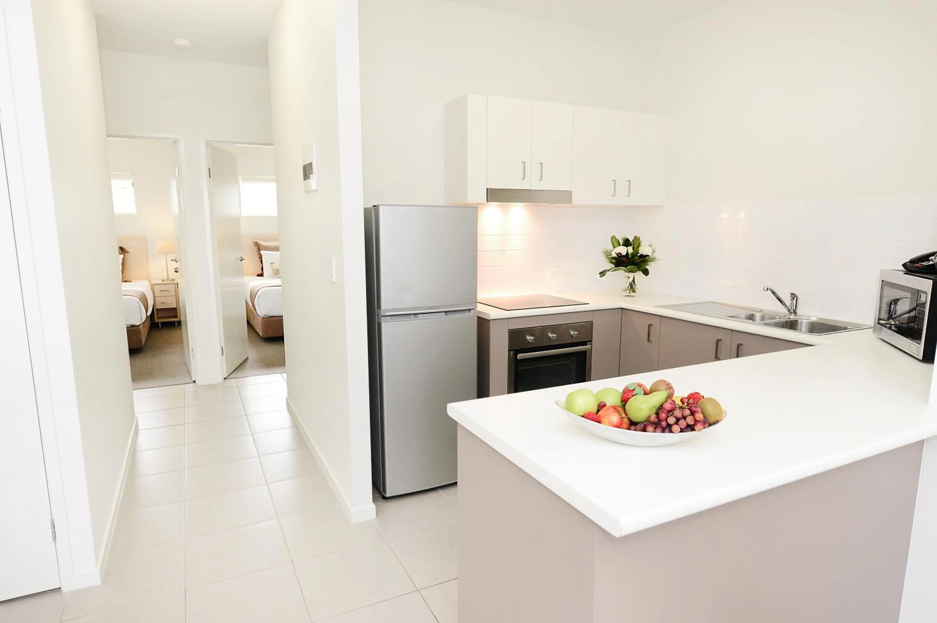 Kitchen or kitchenette in Oaks Middlemount Suites