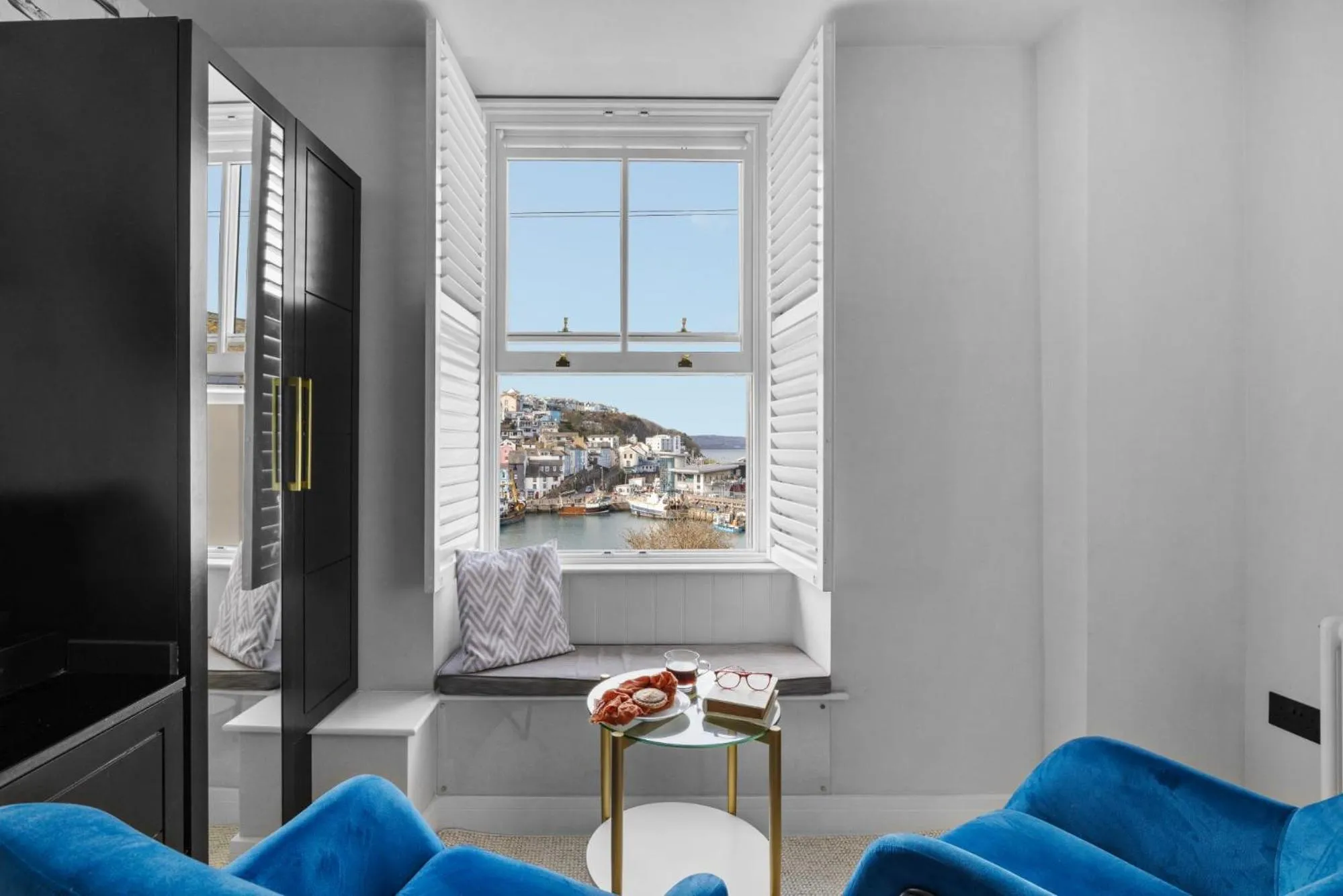 Natural landscape in Golden Vanity Suite - Sea View - Free Wi-Fi