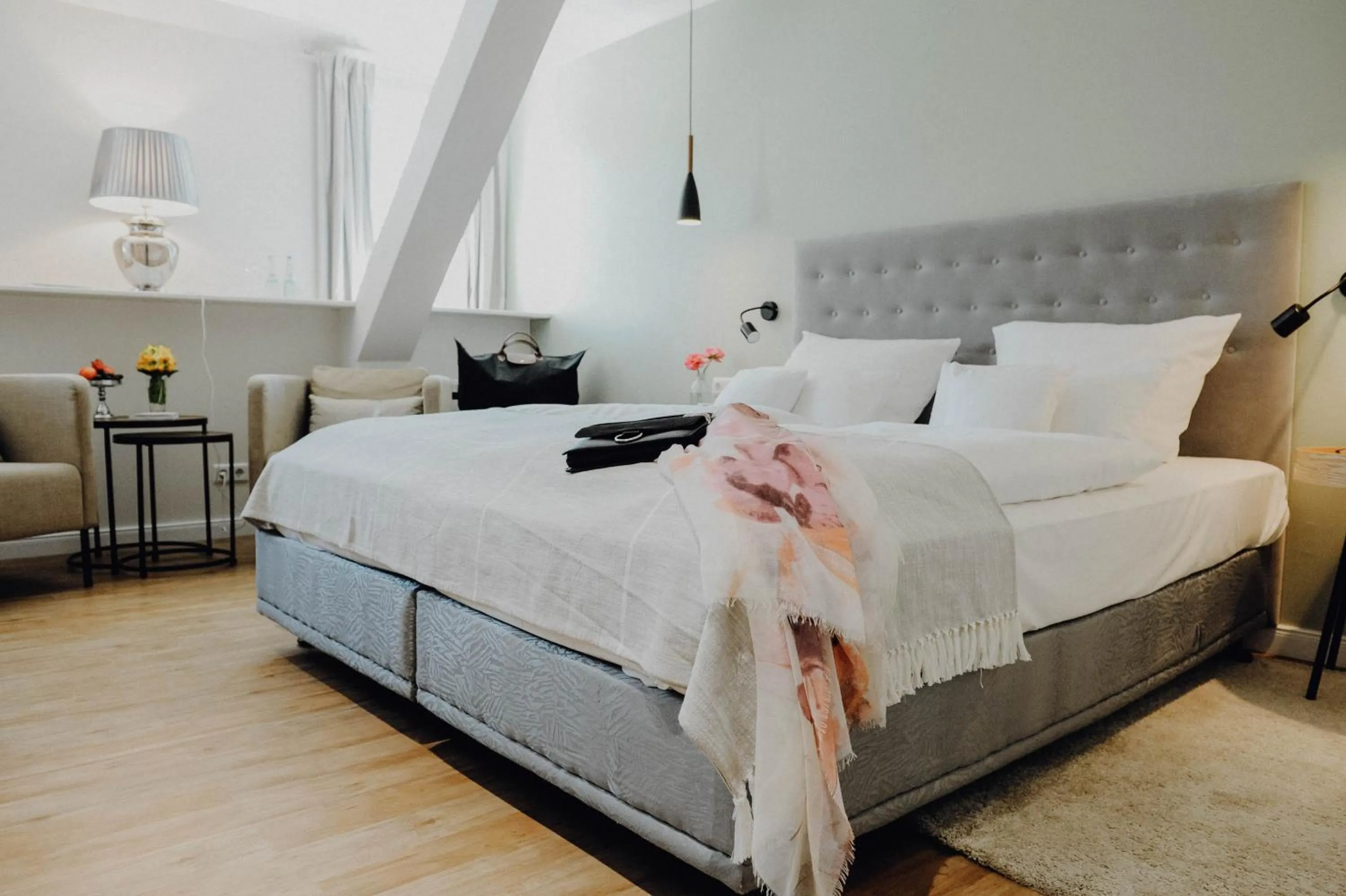 Photo of the whole room, Bed in Romantik Hotel Köllners Landhaus