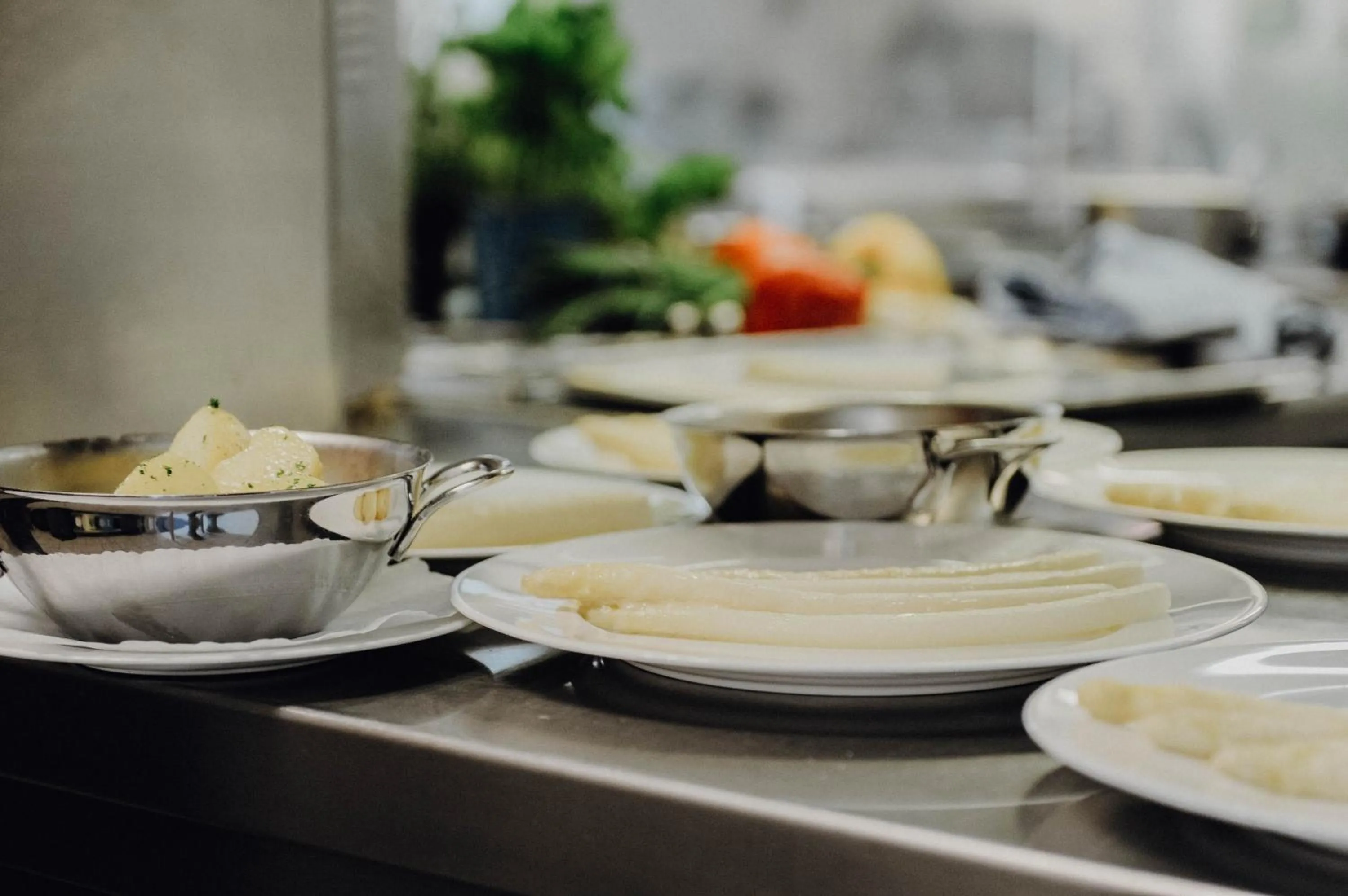 Food and drinks in Romantik Hotel Köllners Landhaus