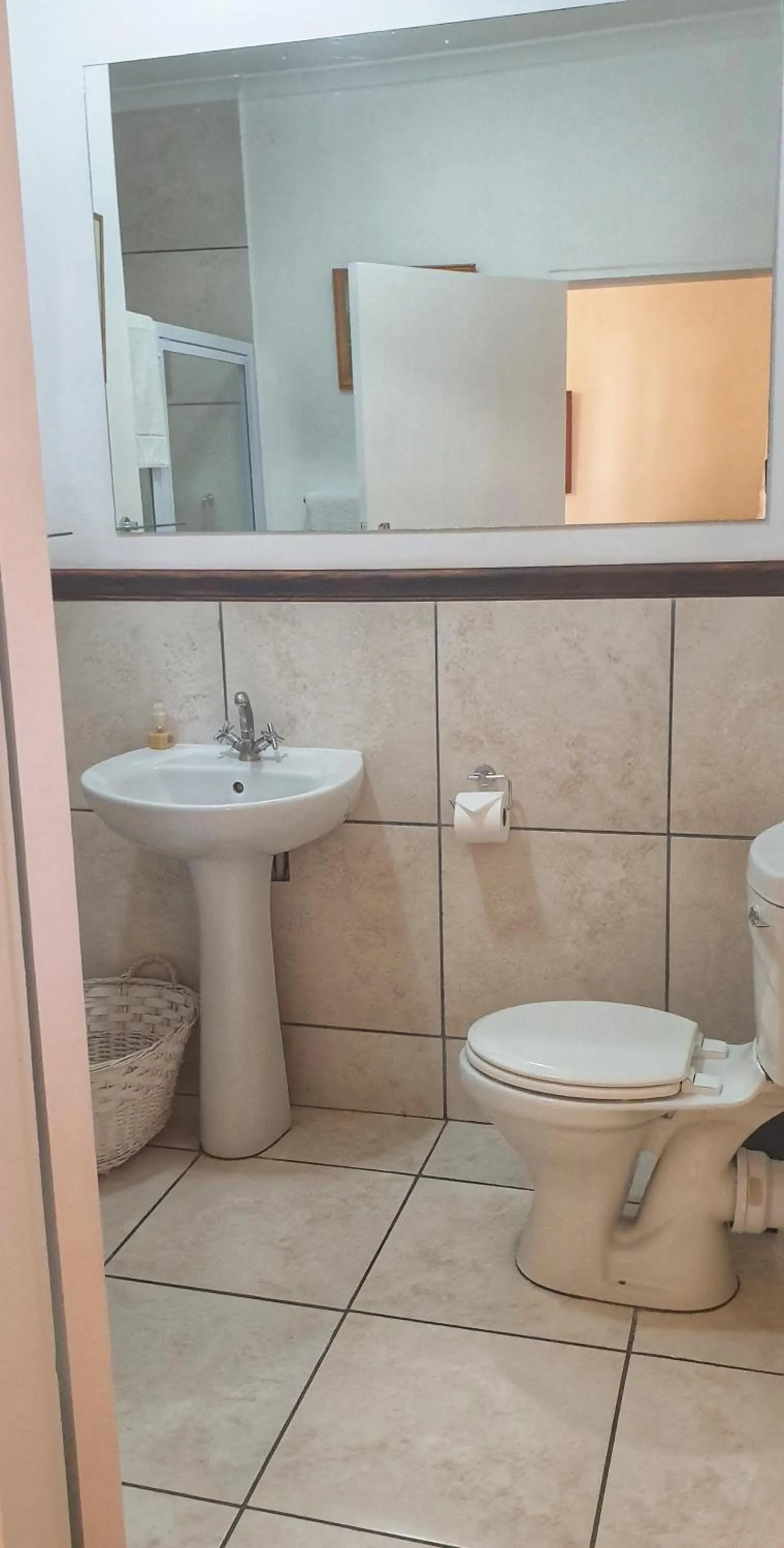 Shower in Camdeboo Cottages