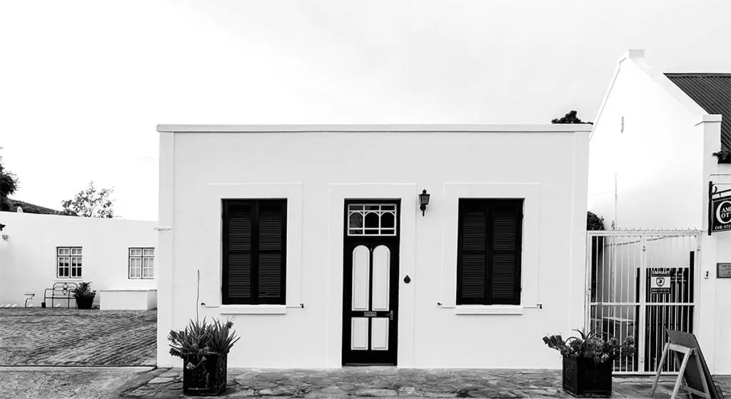 Facade/entrance in Camdeboo Cottages