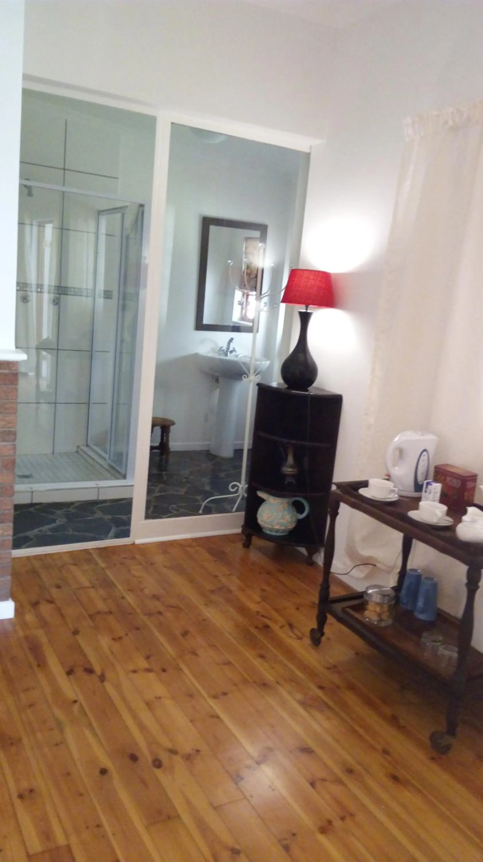 Shower in Camdeboo Cottages