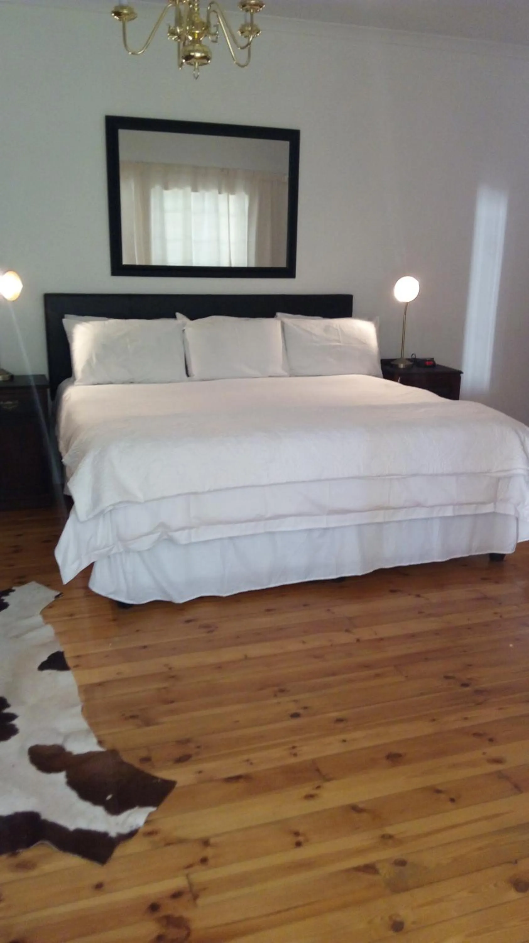 Bed in Camdeboo Cottages