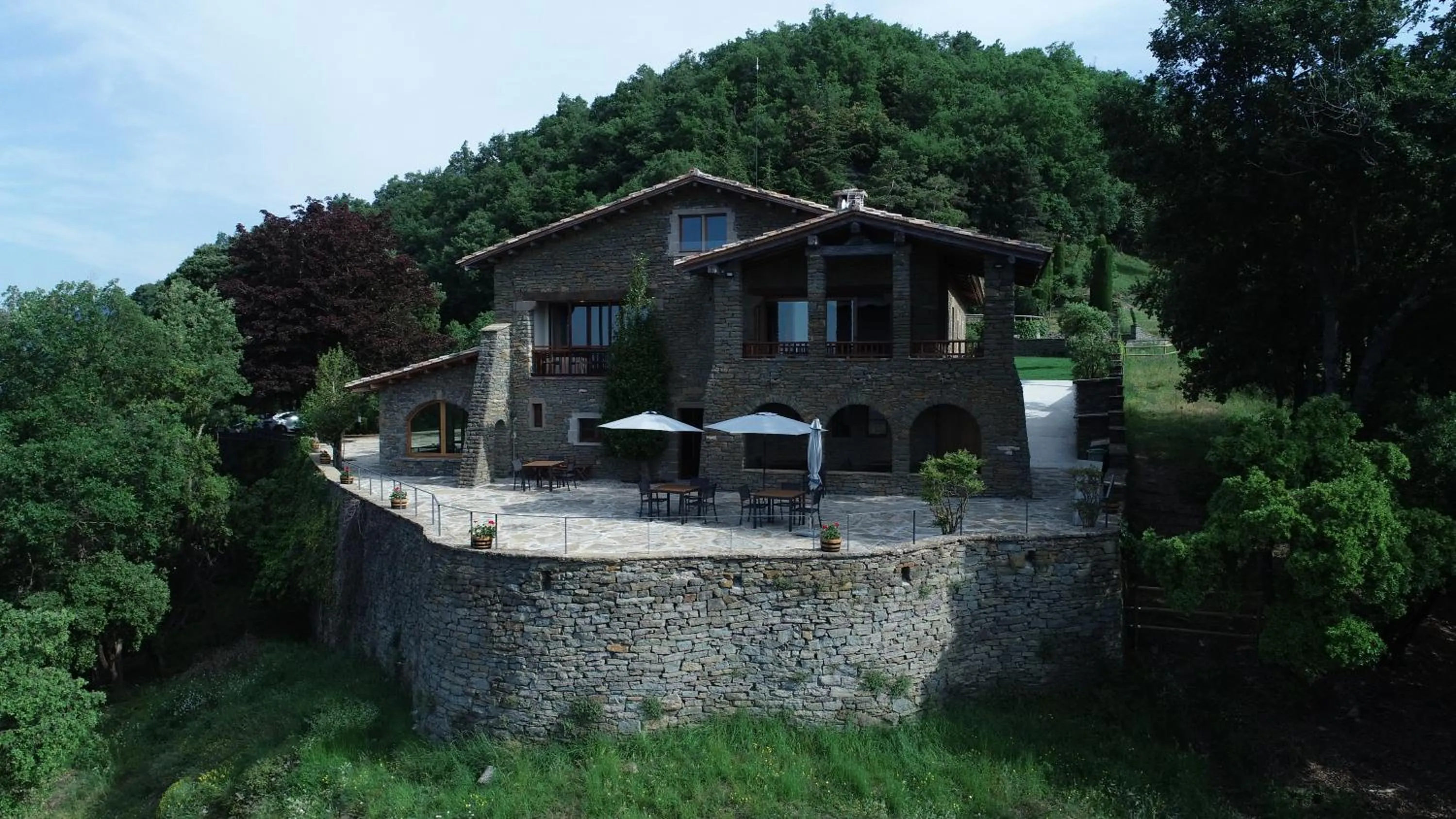 Property building in Masia Santa Llúcia