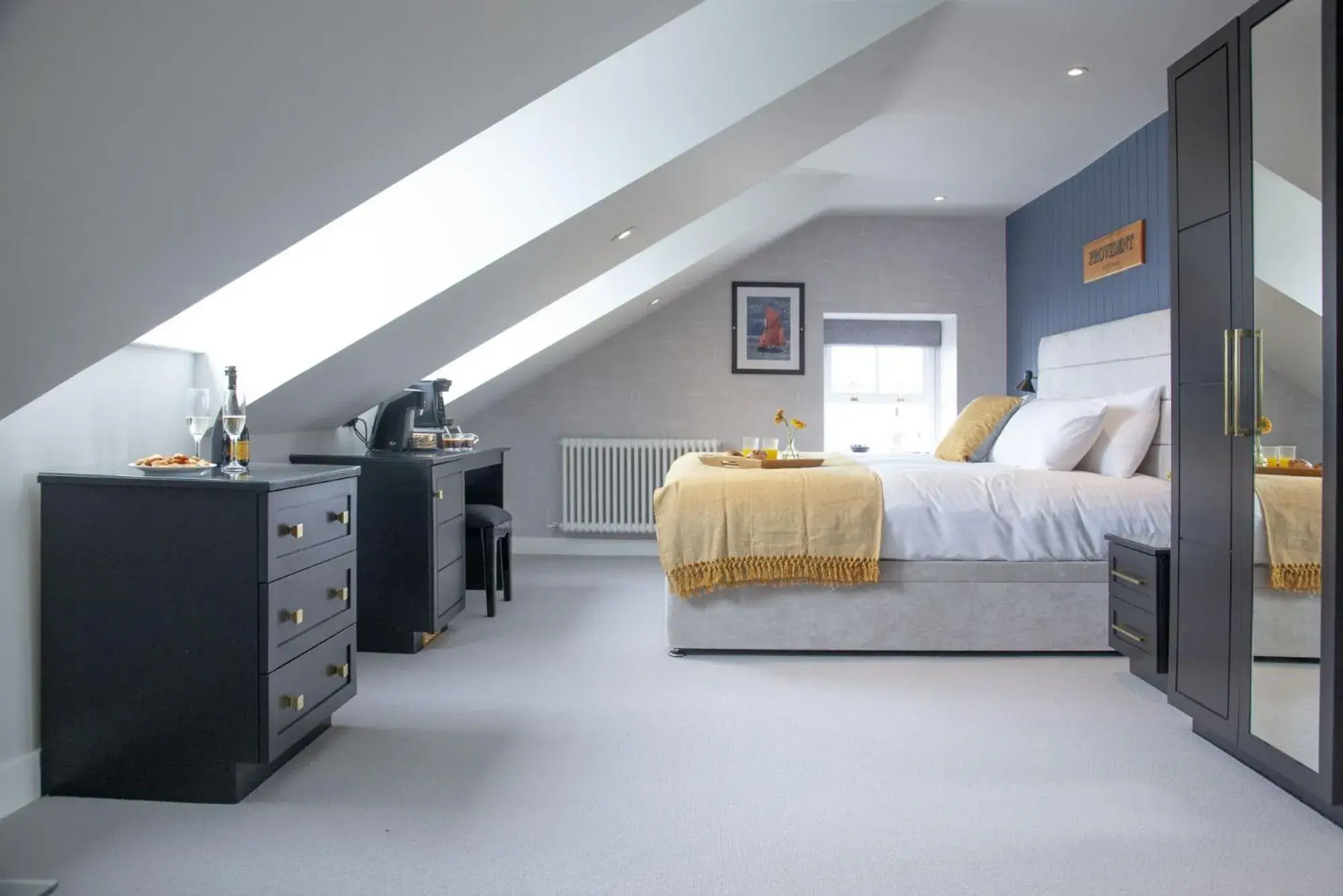 Suite with Sea View in Provident, Maritime Suites, Brixham Suite with Sea View in Provident, Maritime Suites, Brixham