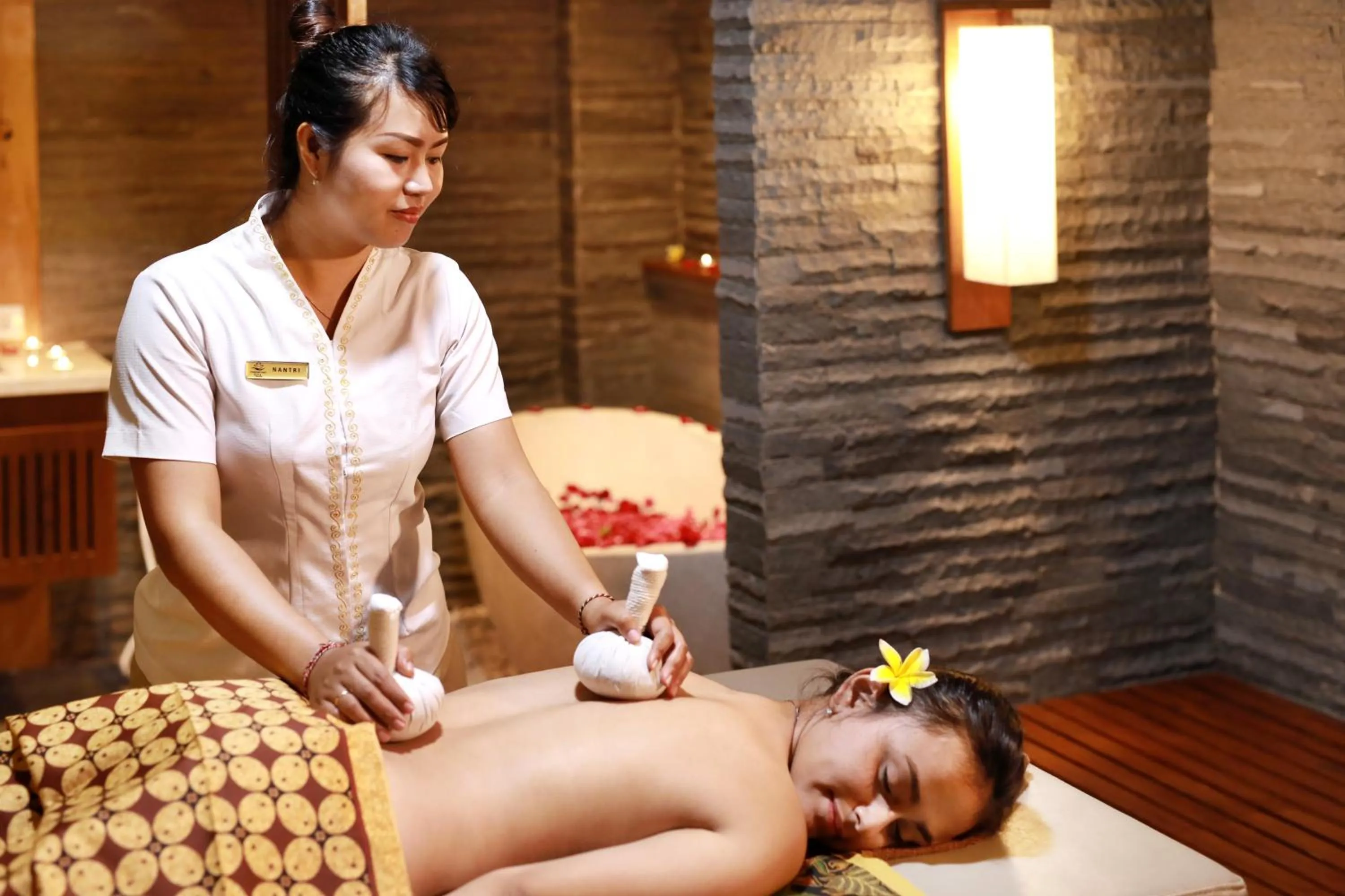 Massage in Pandawa All Suites Hotel