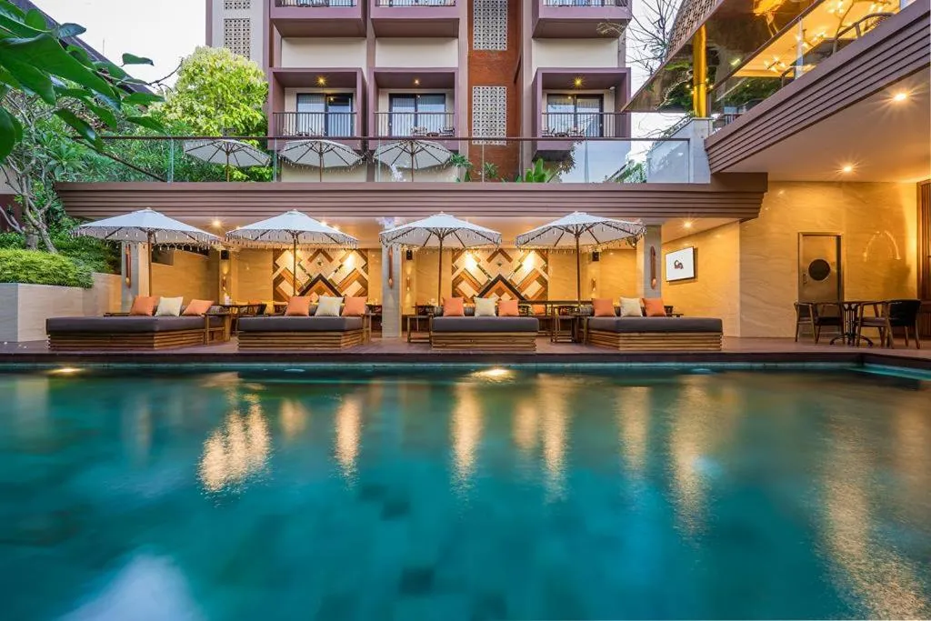 Swimming pool in Pandawa All Suites Hotel