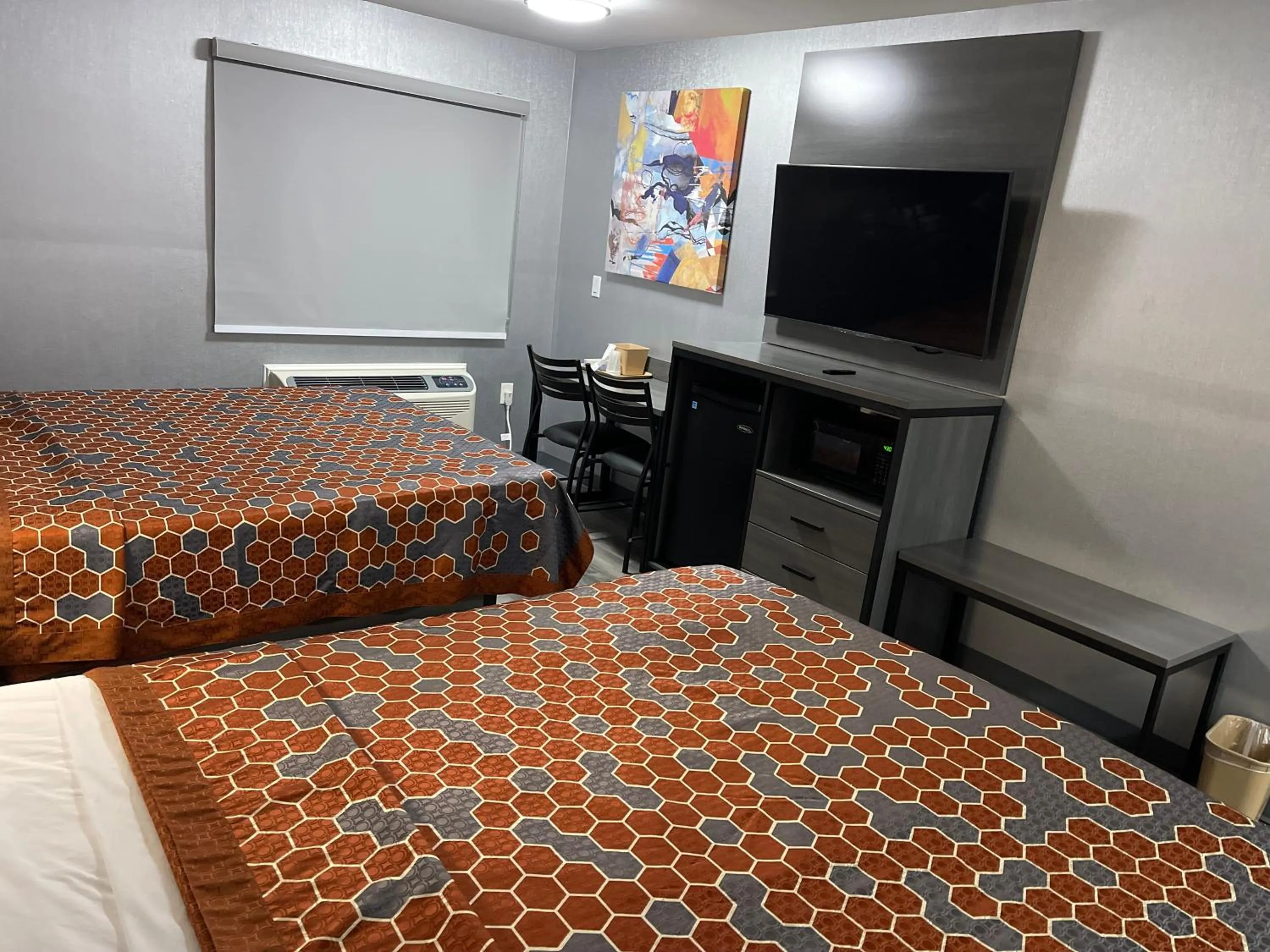 Photo of the whole room, Bed in The Wayne Inn