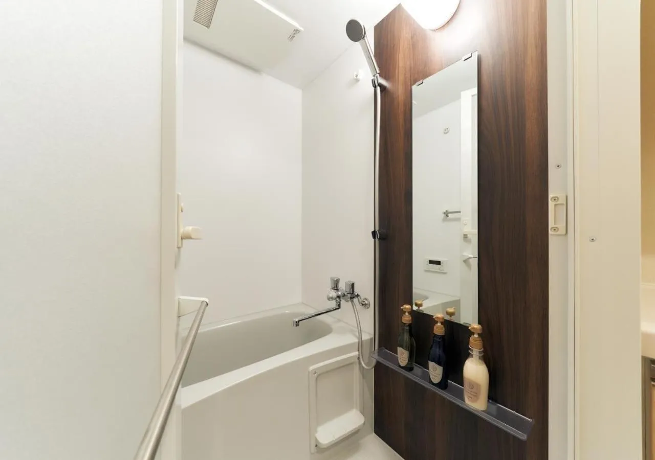 STAYAT OSAKA SHINSAIBASHI east - Family Room