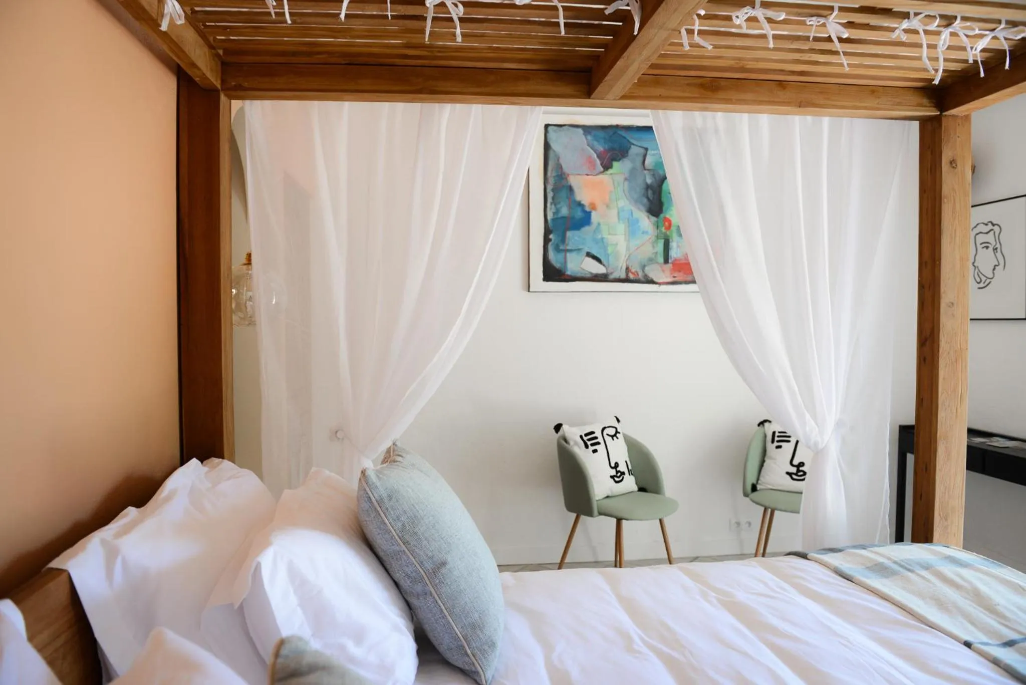 Bed in La Parenthèse de Marie