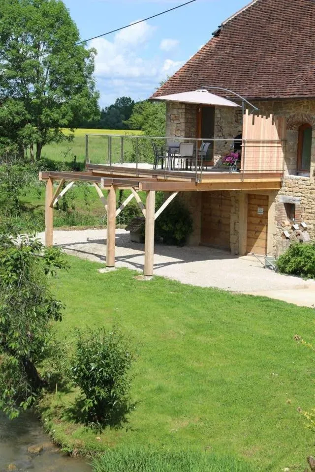 Garden in Domaine du moulin de Jeanne