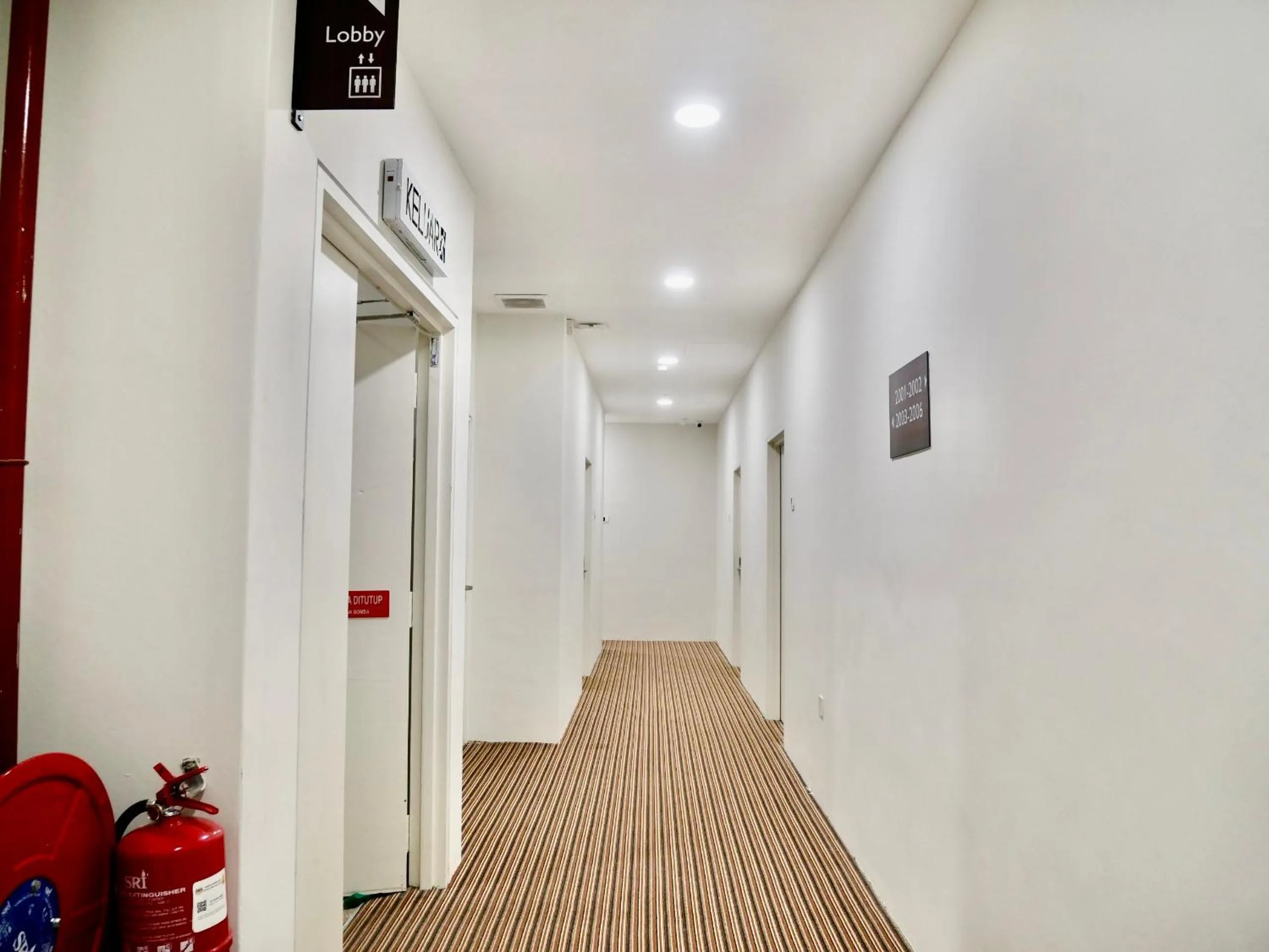 Property building in Pantai Regal City Hotel