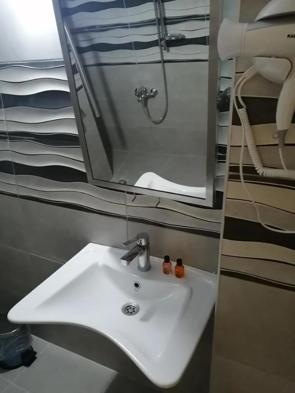 Toilet in REGA OTEL
