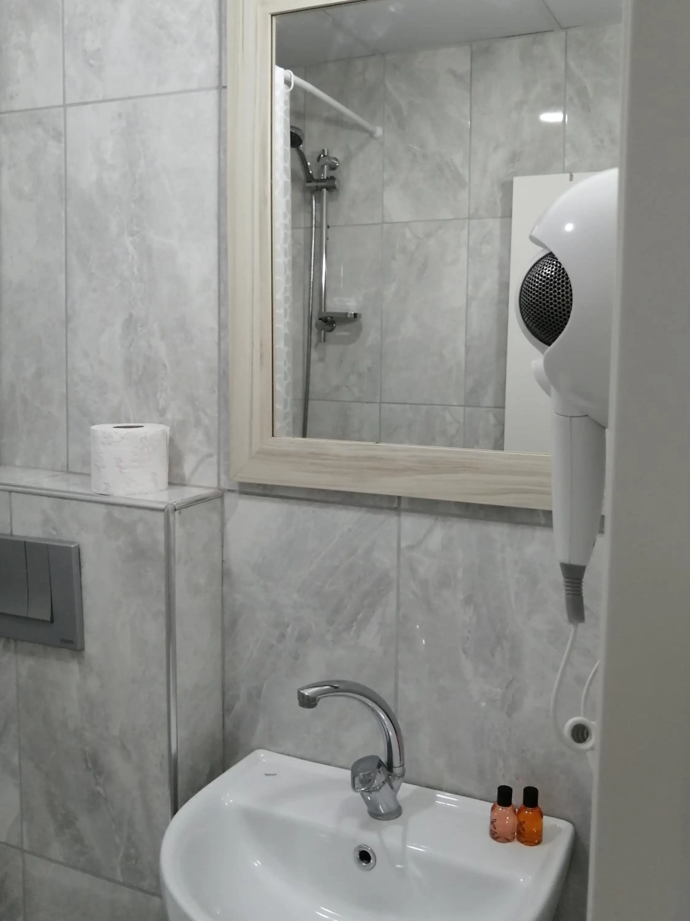 Bathroom in REGA OTEL