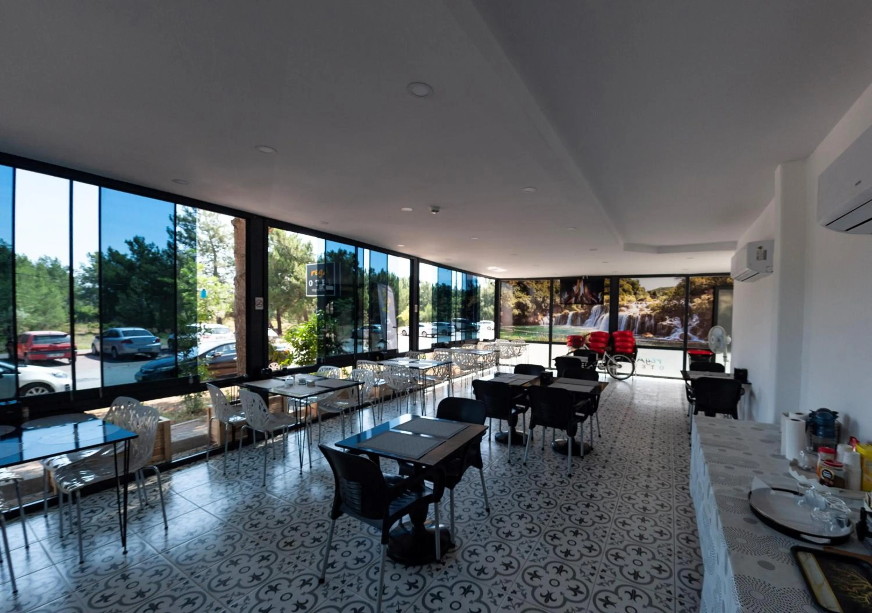 Breakfast in REGA OTEL