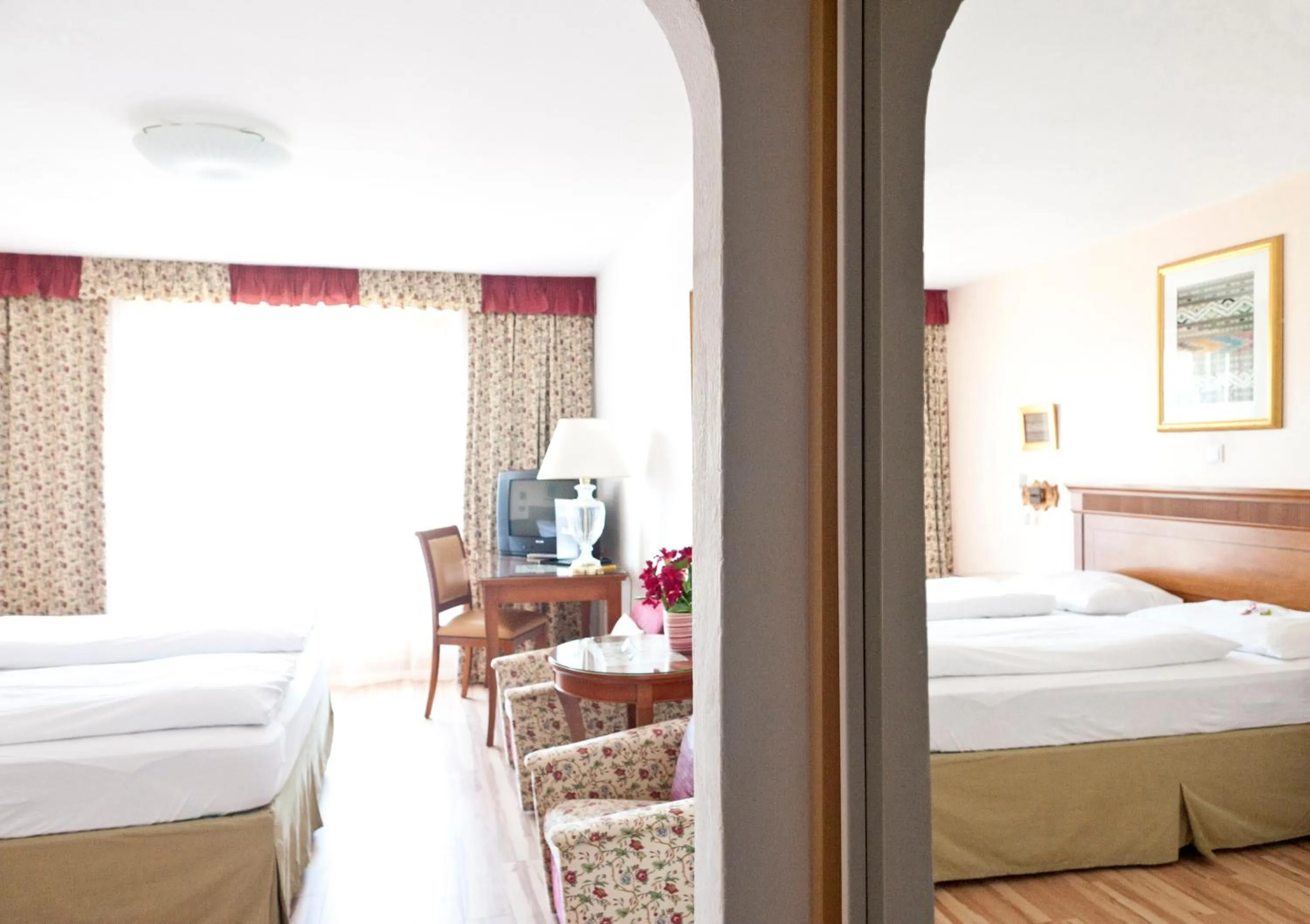 Photo of the whole room, Bed in Hotel Alpenkrone